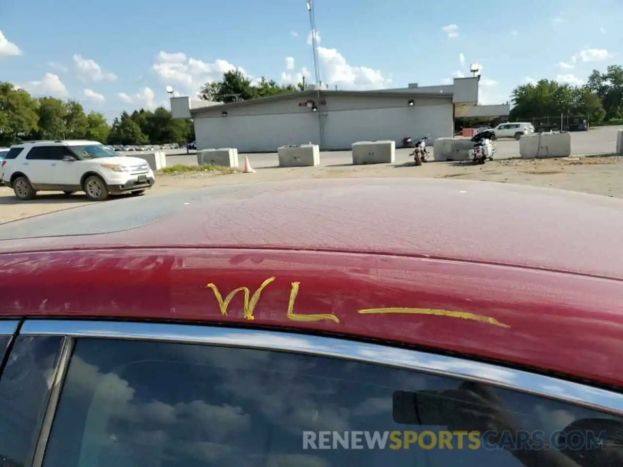 9 Photograph of a damaged car 58AEZ1B10LU057419 LEXUS ES350 2020