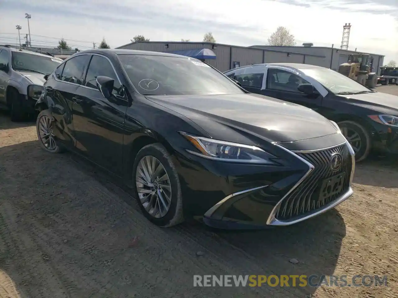 1 Photograph of a damaged car 58AEZ1B10LU066606 LEXUS ES350 2020