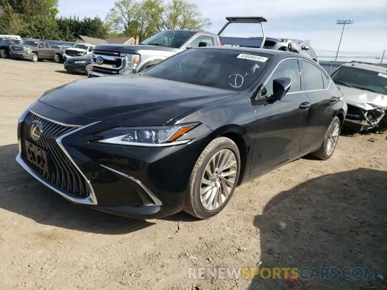 2 Photograph of a damaged car 58AEZ1B10LU066606 LEXUS ES350 2020