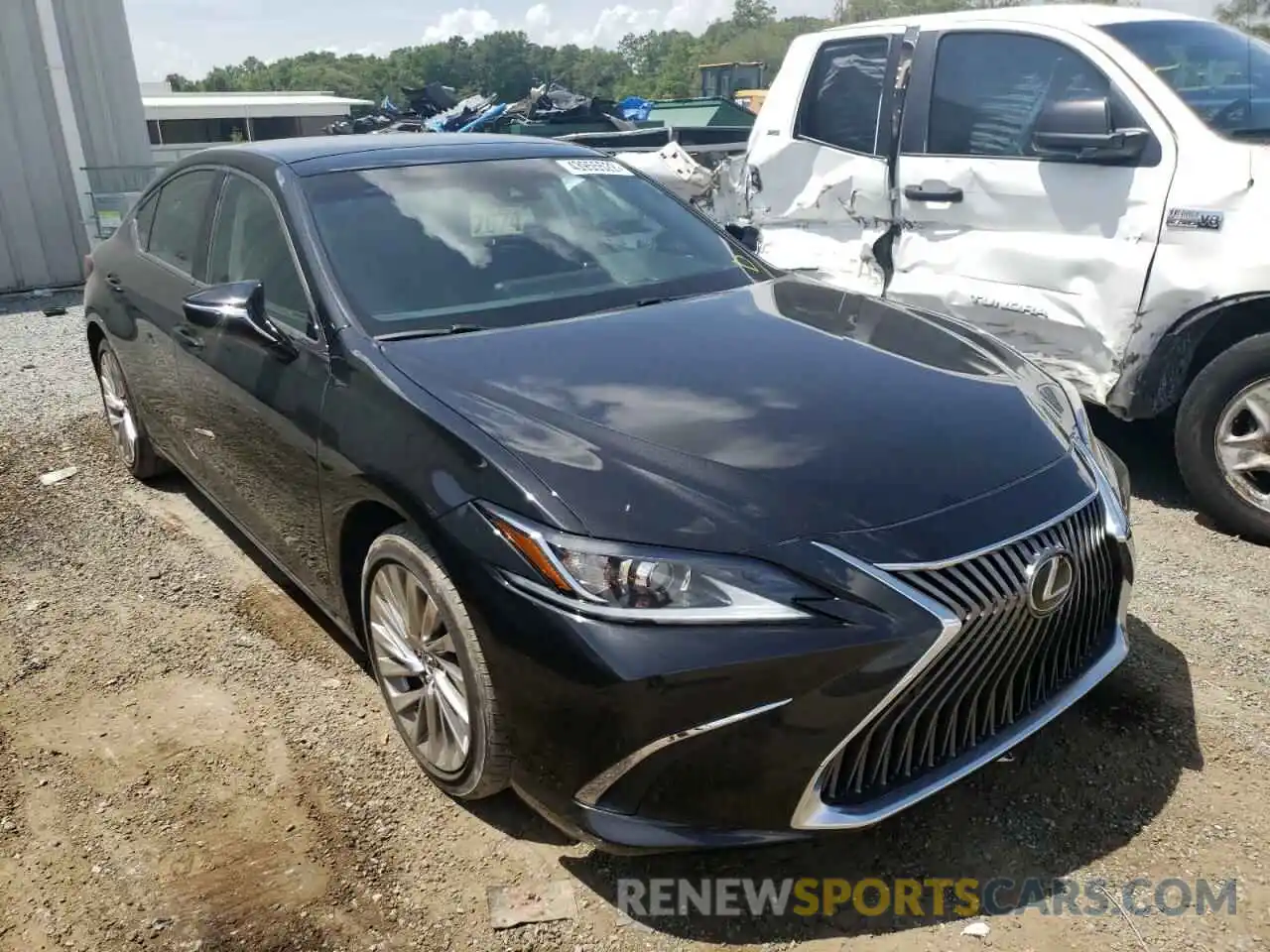 1 Photograph of a damaged car 58AEZ1B11LU055064 LEXUS ES350 2020