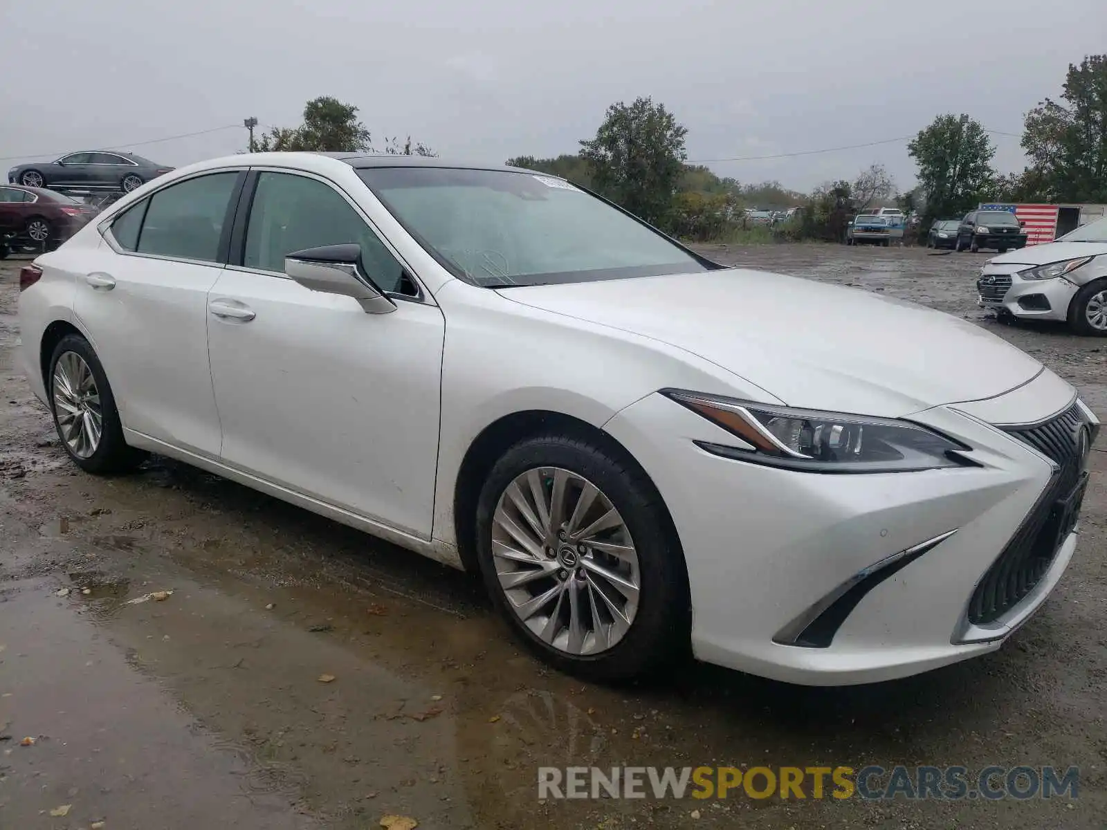 1 Photograph of a damaged car 58AEZ1B12LU057437 LEXUS ES350 2020