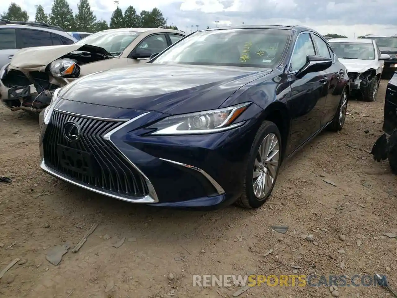 2 Photograph of a damaged car 58AEZ1B16LU056114 LEXUS ES350 2020