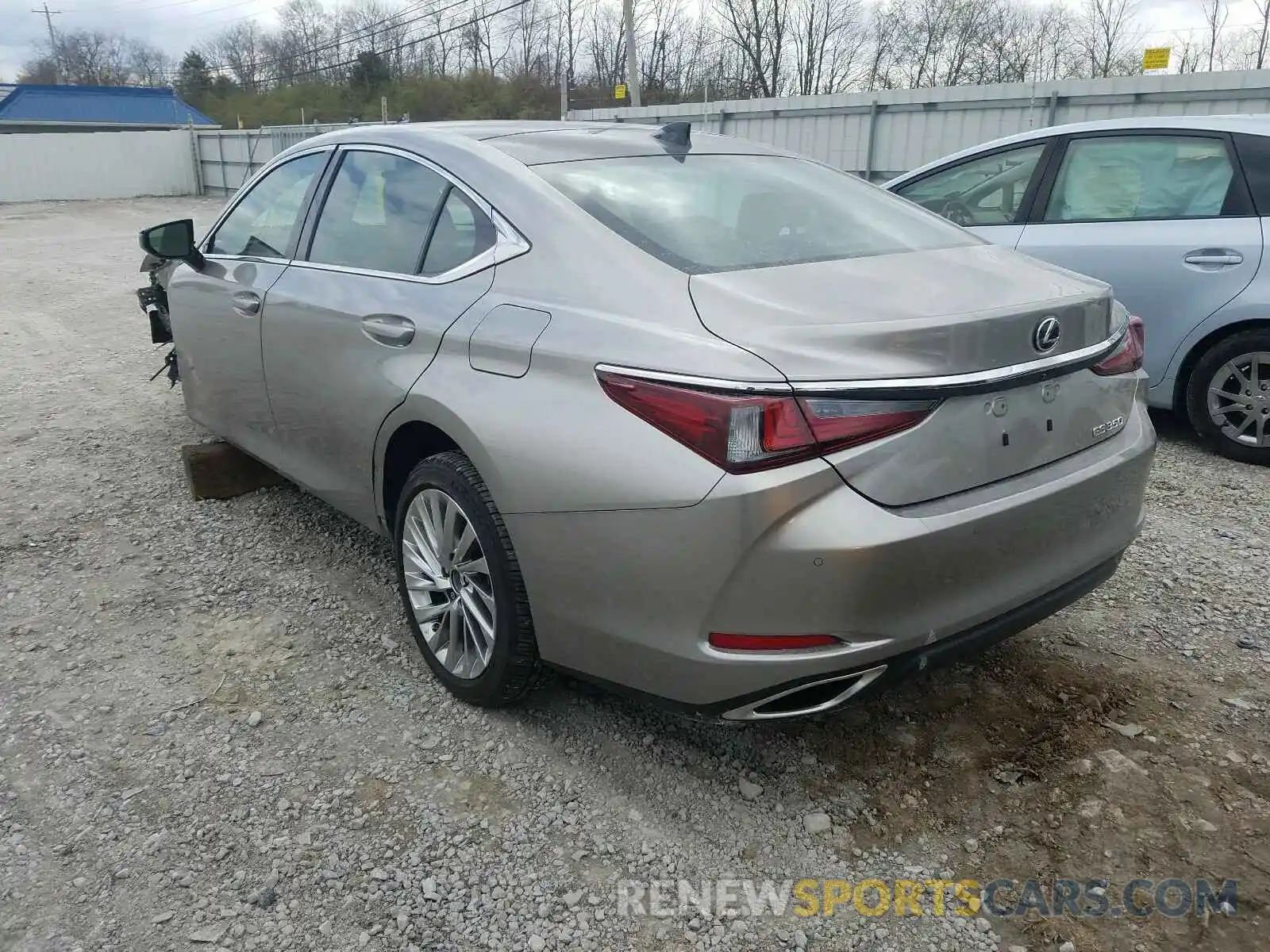 3 Photograph of a damaged car 58AEZ1B16LU060583 LEXUS ES350 2020