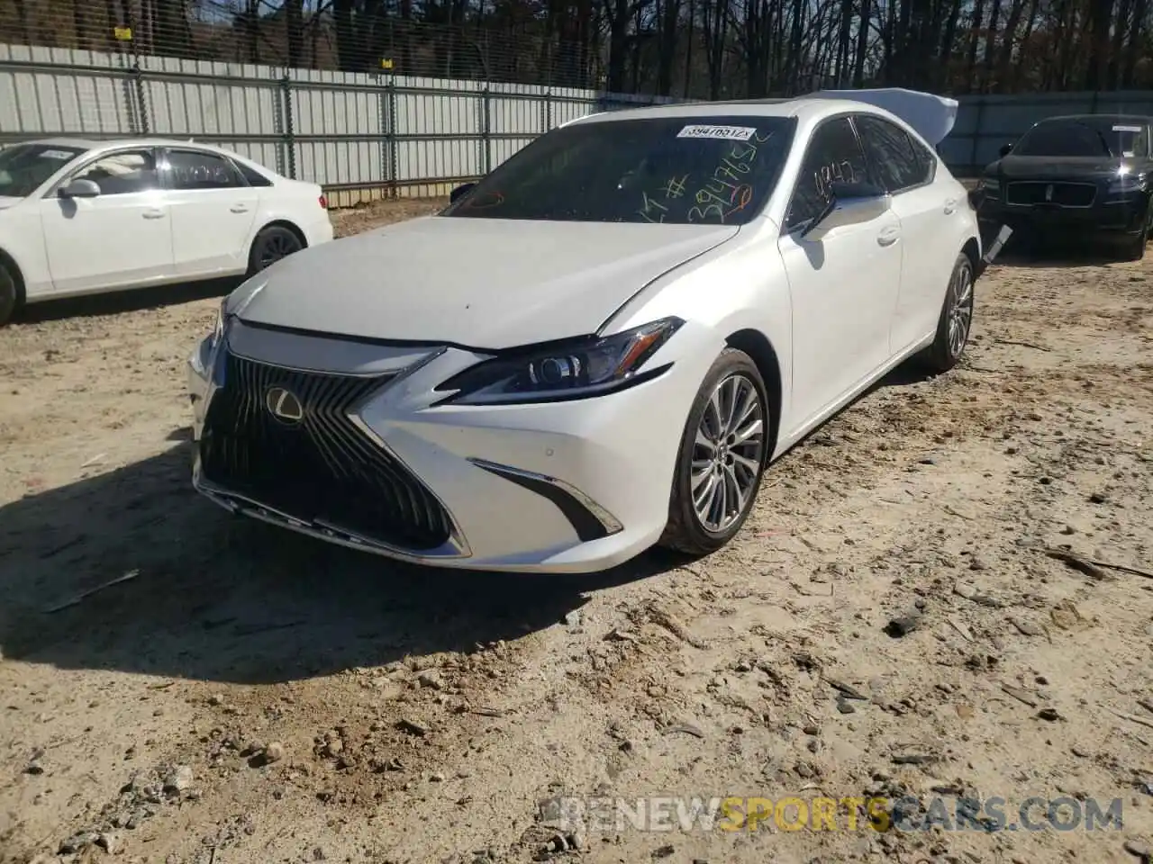 2 Photograph of a damaged car 58AEZ1B16LU070661 LEXUS ES350 2020