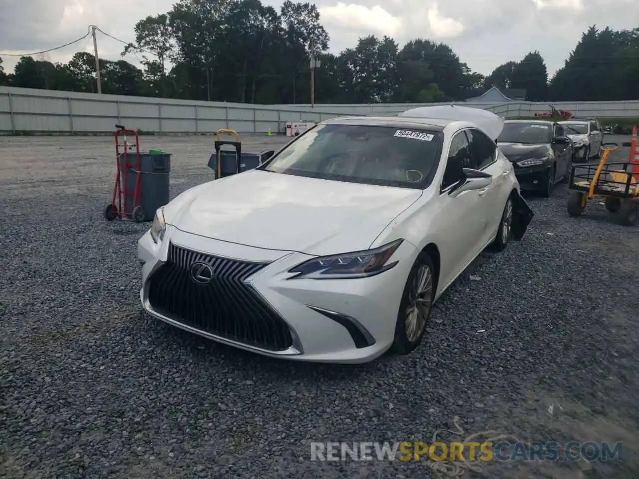 2 Photograph of a damaged car 58AFZ1B12LU058575 LEXUS ES350 2020