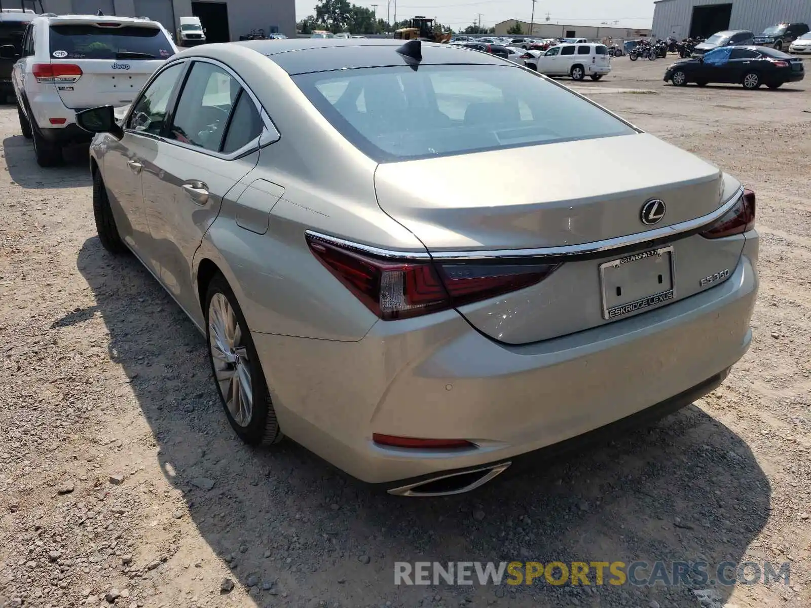 3 Photograph of a damaged car 58AFZ1B15LU077380 LEXUS ES350 2020