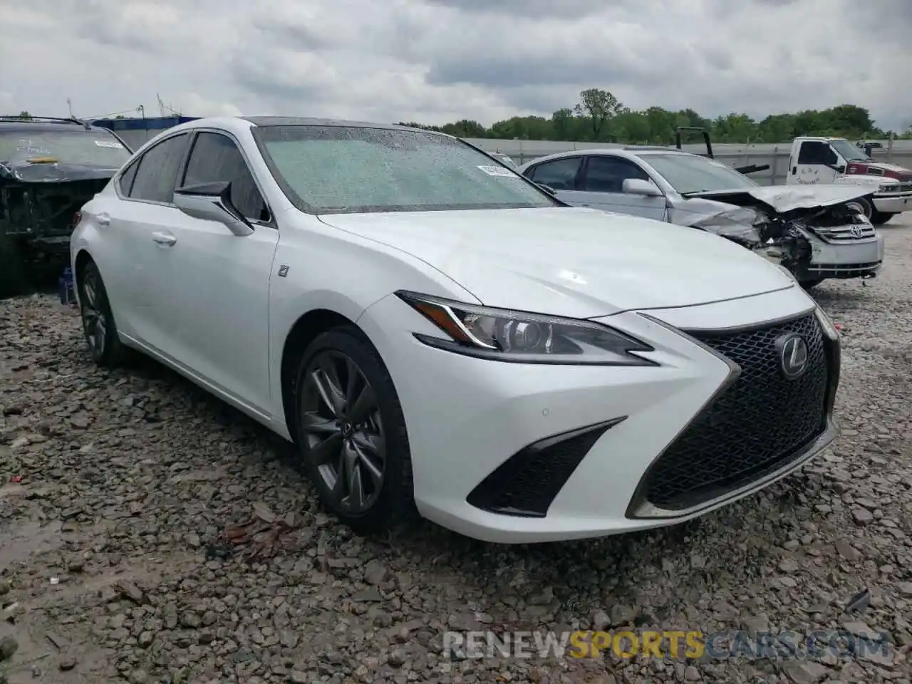 1 Photograph of a damaged car 58AGZ1B10LU064007 LEXUS ES350 2020