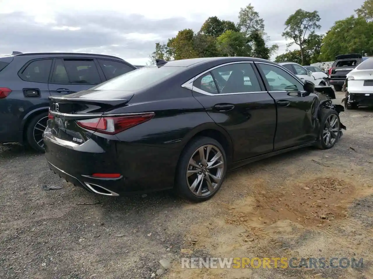 4 Photograph of a damaged car 58AGZ1B10LU067151 LEXUS ES350 2020