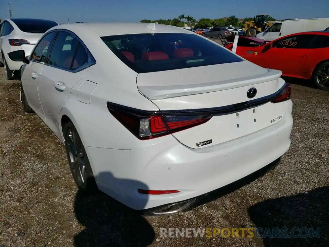 3 Photograph of a damaged car 58AGZ1B10LU069885 LEXUS ES350 2020