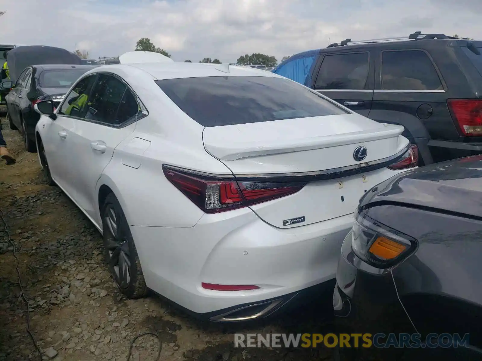 3 Photograph of a damaged car 58AGZ1B10LU079574 LEXUS ES350 2020