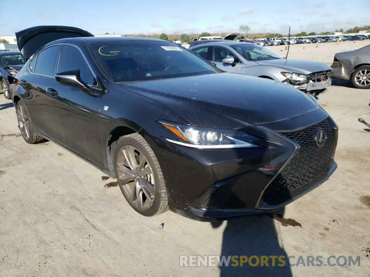 1 Photograph of a damaged car 58AGZ1B11LU058412 LEXUS ES350 2020