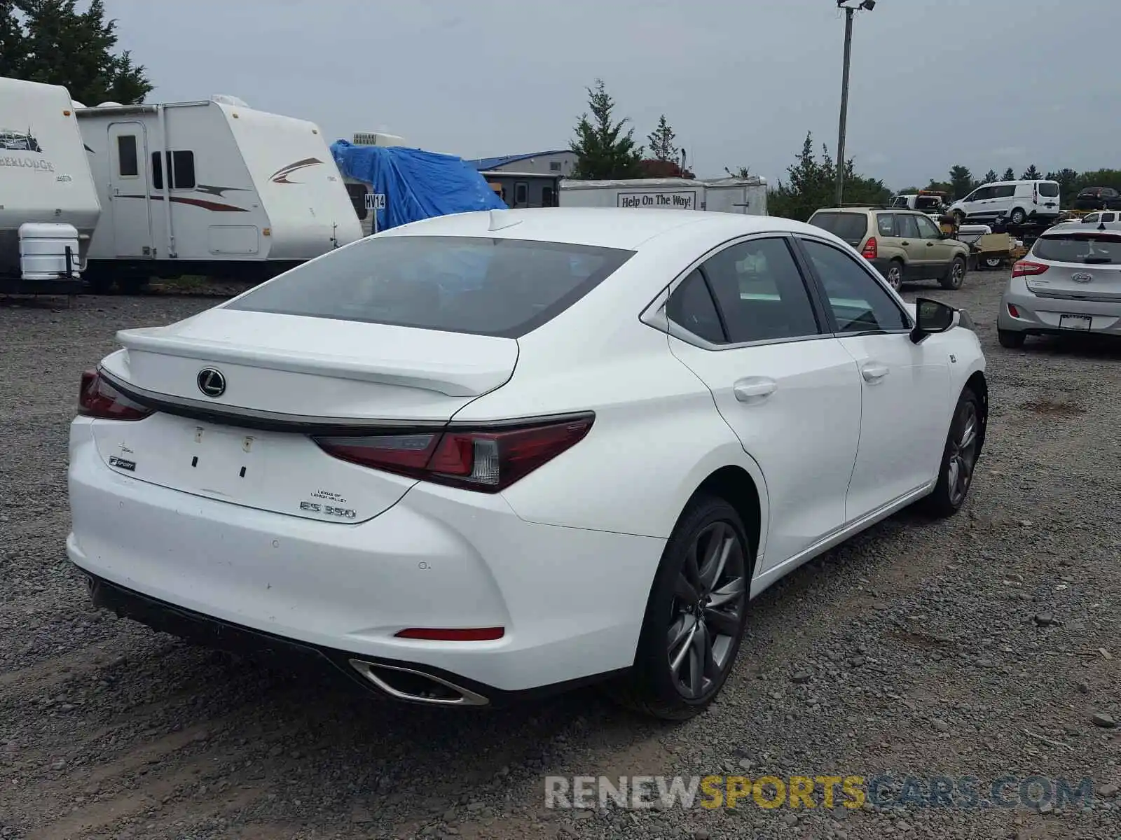 4 Photograph of a damaged car 58AGZ1B11LU064243 LEXUS ES350 2020