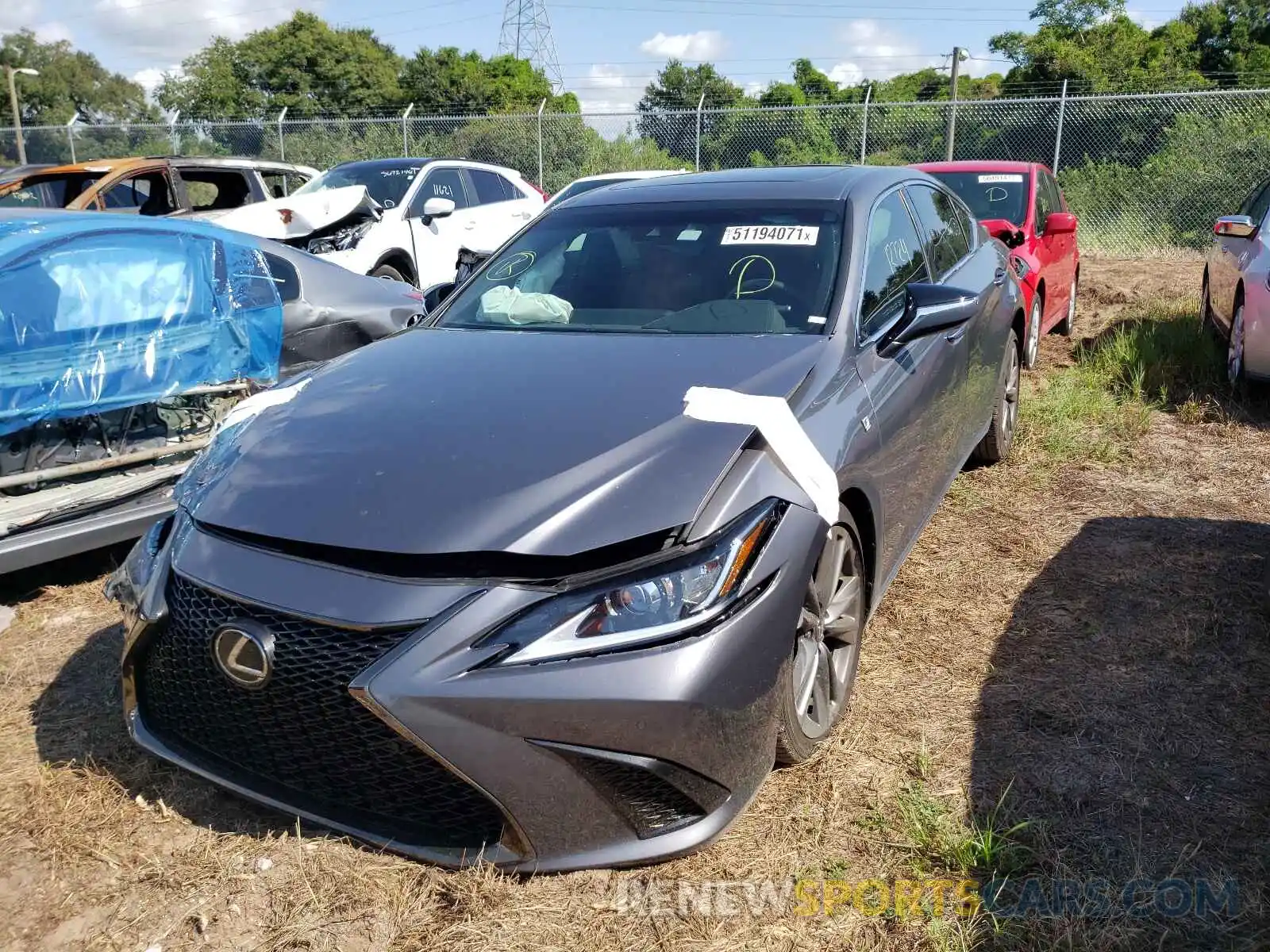 2 Photograph of a damaged car 58AGZ1B11LU066137 LEXUS ES350 2020