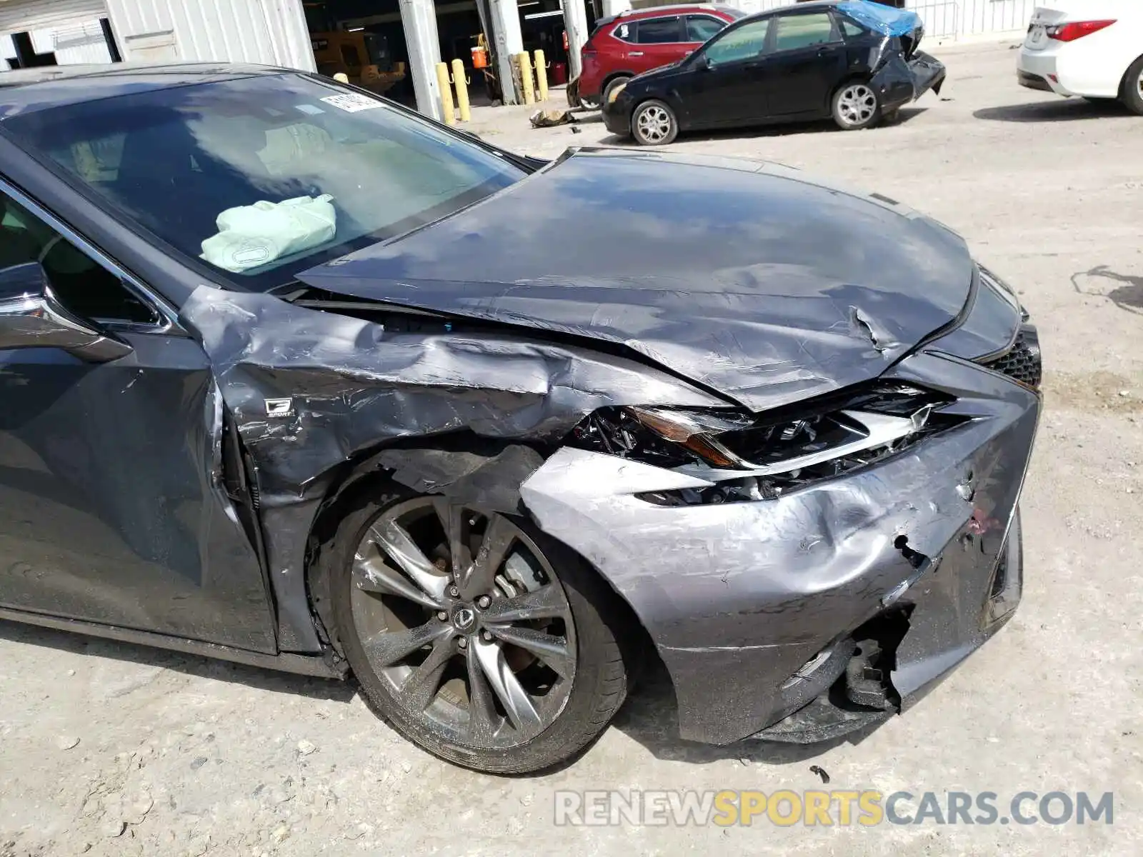 9 Photograph of a damaged car 58AGZ1B11LU066137 LEXUS ES350 2020