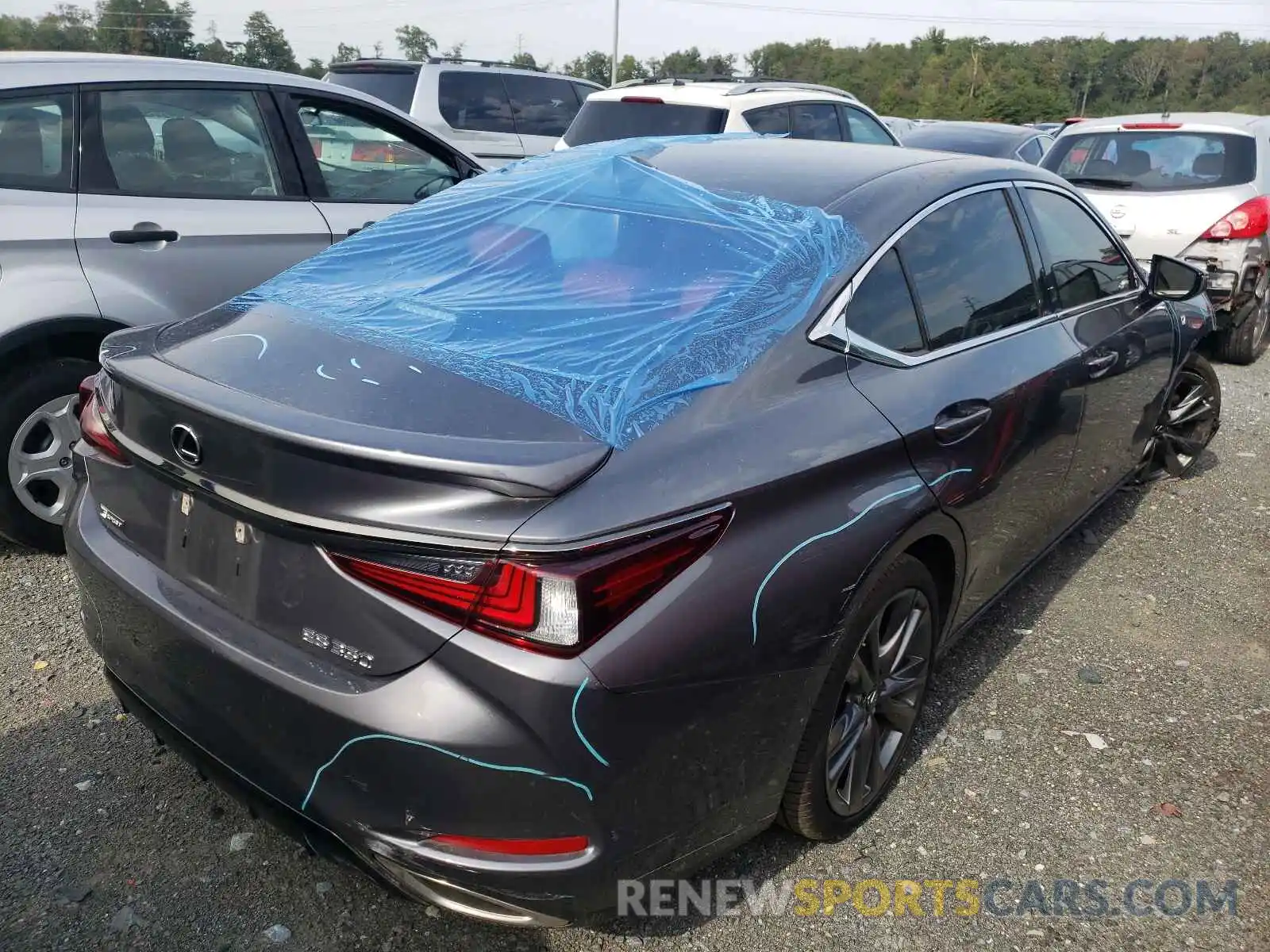 4 Photograph of a damaged car 58AGZ1B11LU068468 LEXUS ES350 2020