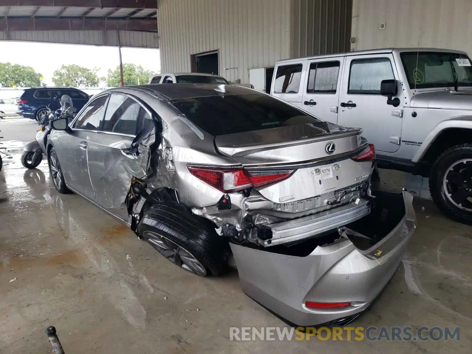 3 Photograph of a damaged car 58AGZ1B12LU061237 LEXUS ES350 2020