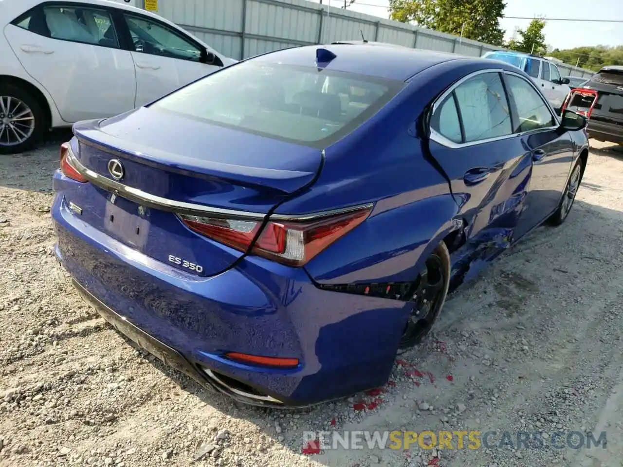 4 Photograph of a damaged car 58AGZ1B13LU080654 LEXUS ES350 2020