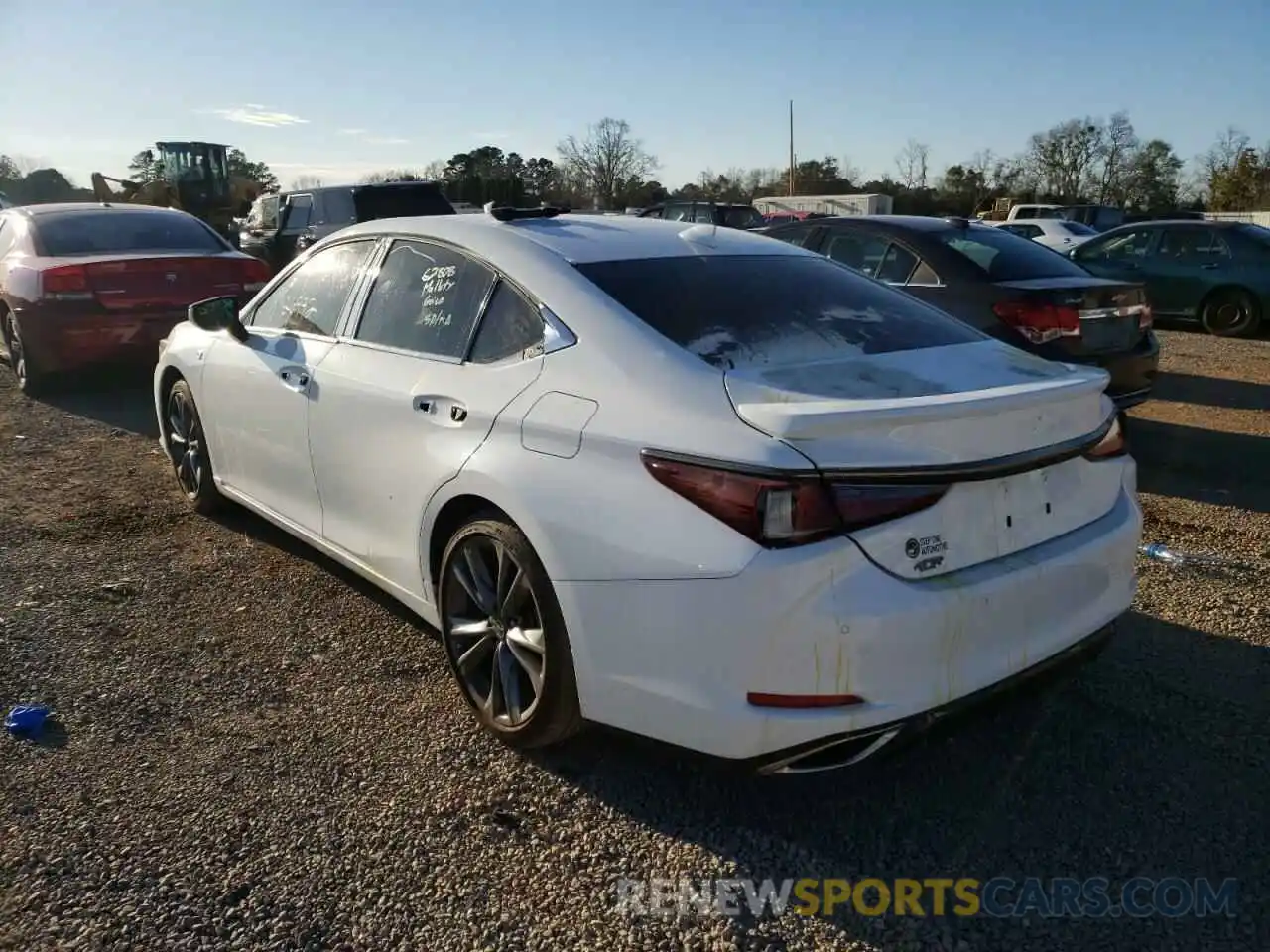 3 Photograph of a damaged car 58AGZ1B17LU067566 LEXUS ES350 2020