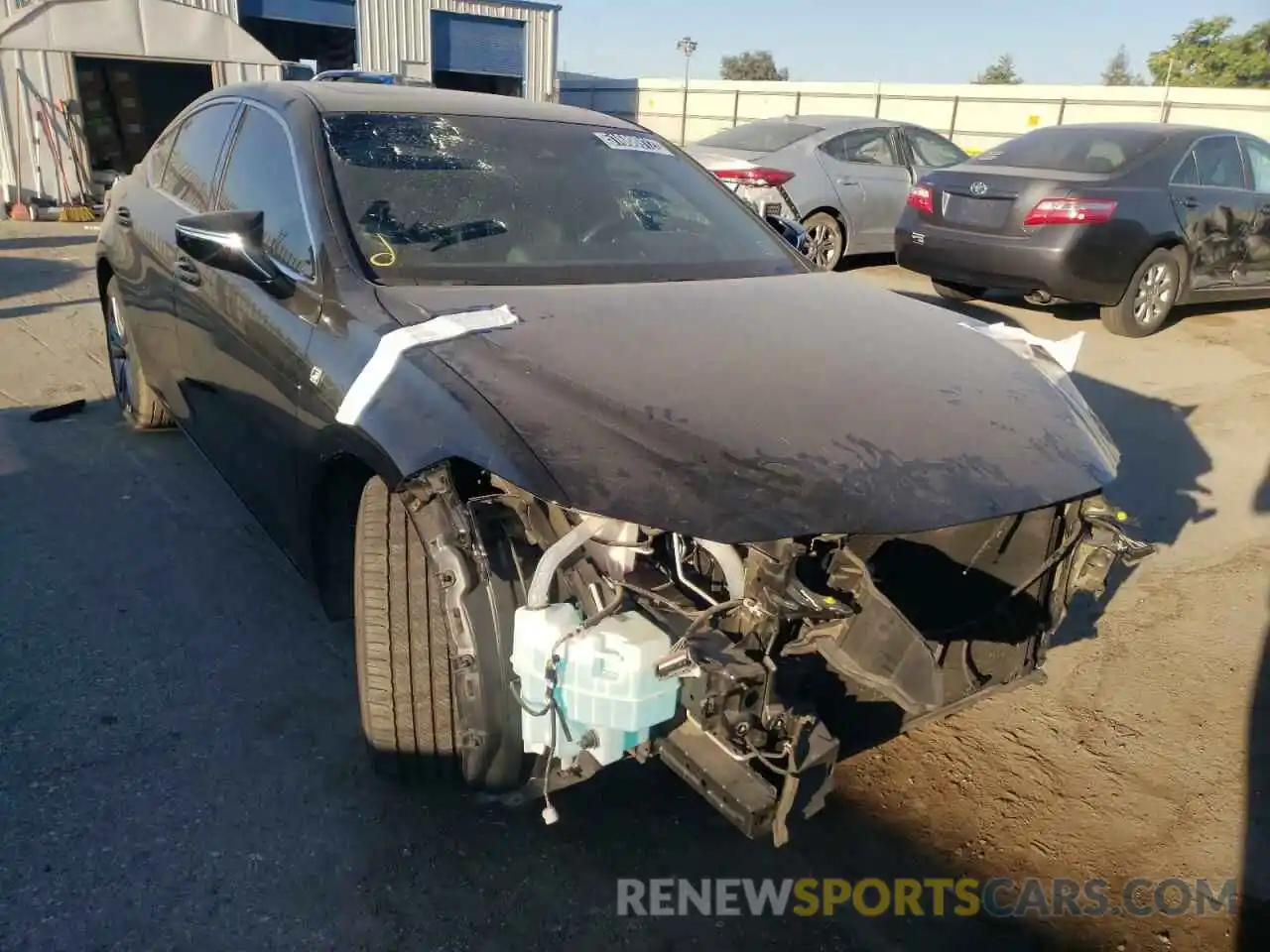 1 Photograph of a damaged car 58AGZ1B17LU077451 LEXUS ES350 2020