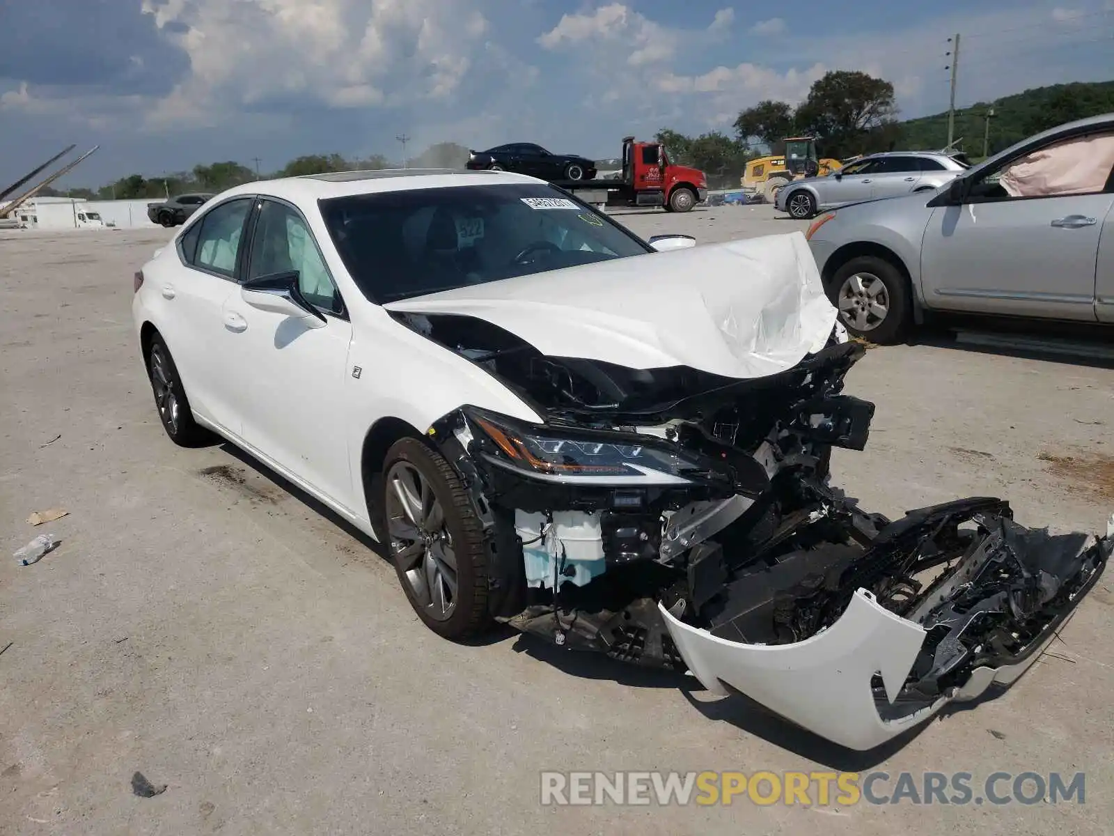 1 Photograph of a damaged car 58AGZ1B19LU064927 LEXUS ES350 2020