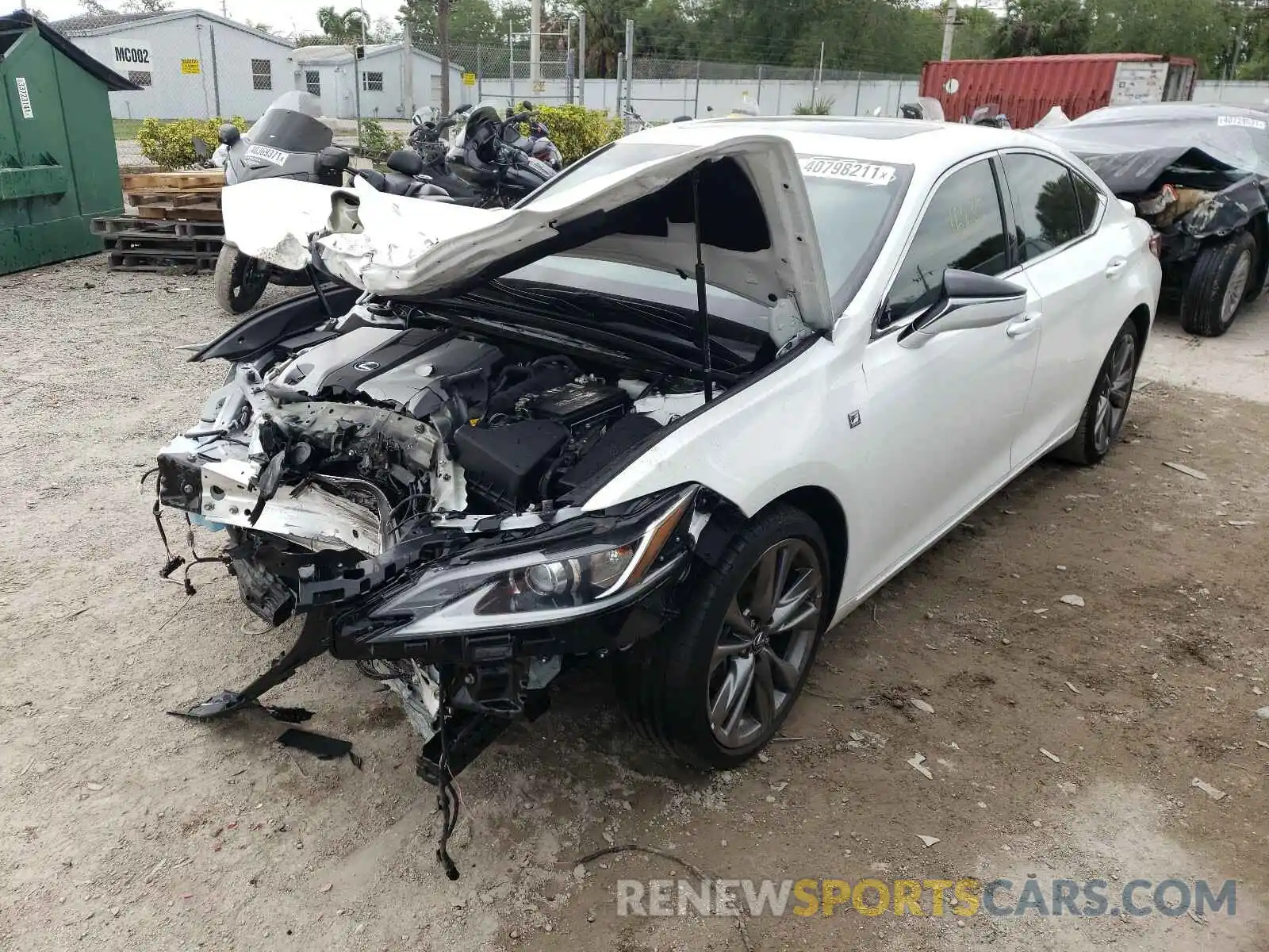 2 Photograph of a damaged car 58AGZ1B1XLU065763 LEXUS ES350 2020