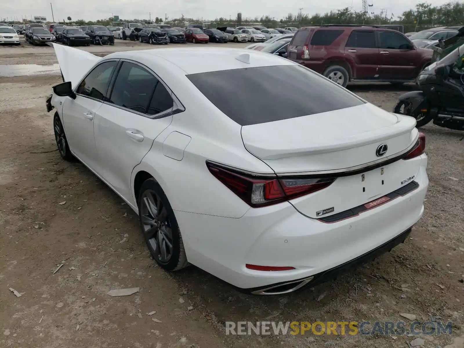 3 Photograph of a damaged car 58AGZ1B1XLU065763 LEXUS ES350 2020