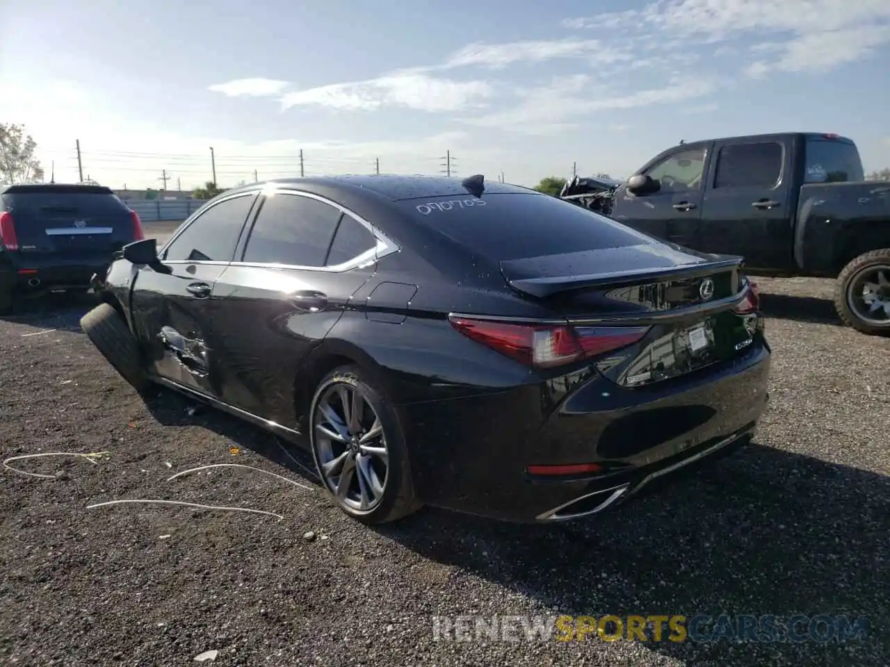 3 Photograph of a damaged car 58AGZ1B1XLU070705 LEXUS ES350 2020