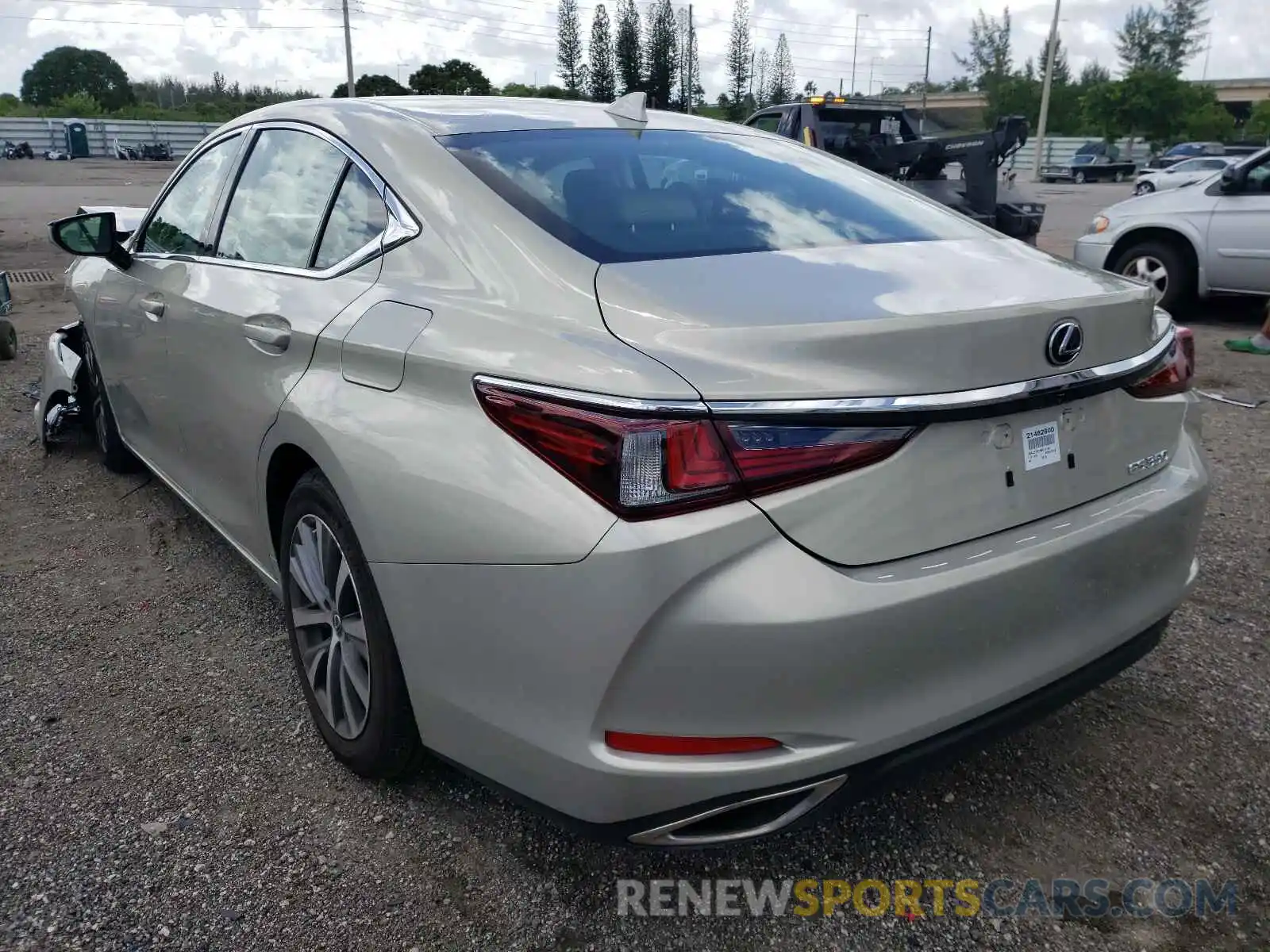 3 Photograph of a damaged car 58ACZ1B12MU101333 LEXUS ES350 2021