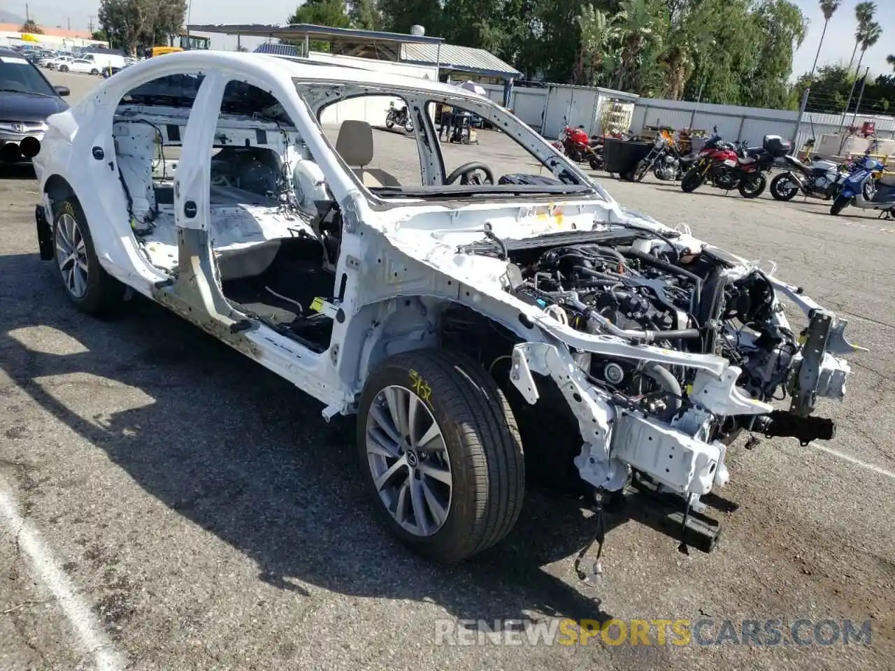 1 Photograph of a damaged car 58ACZ1B13MU101342 LEXUS ES350 2021