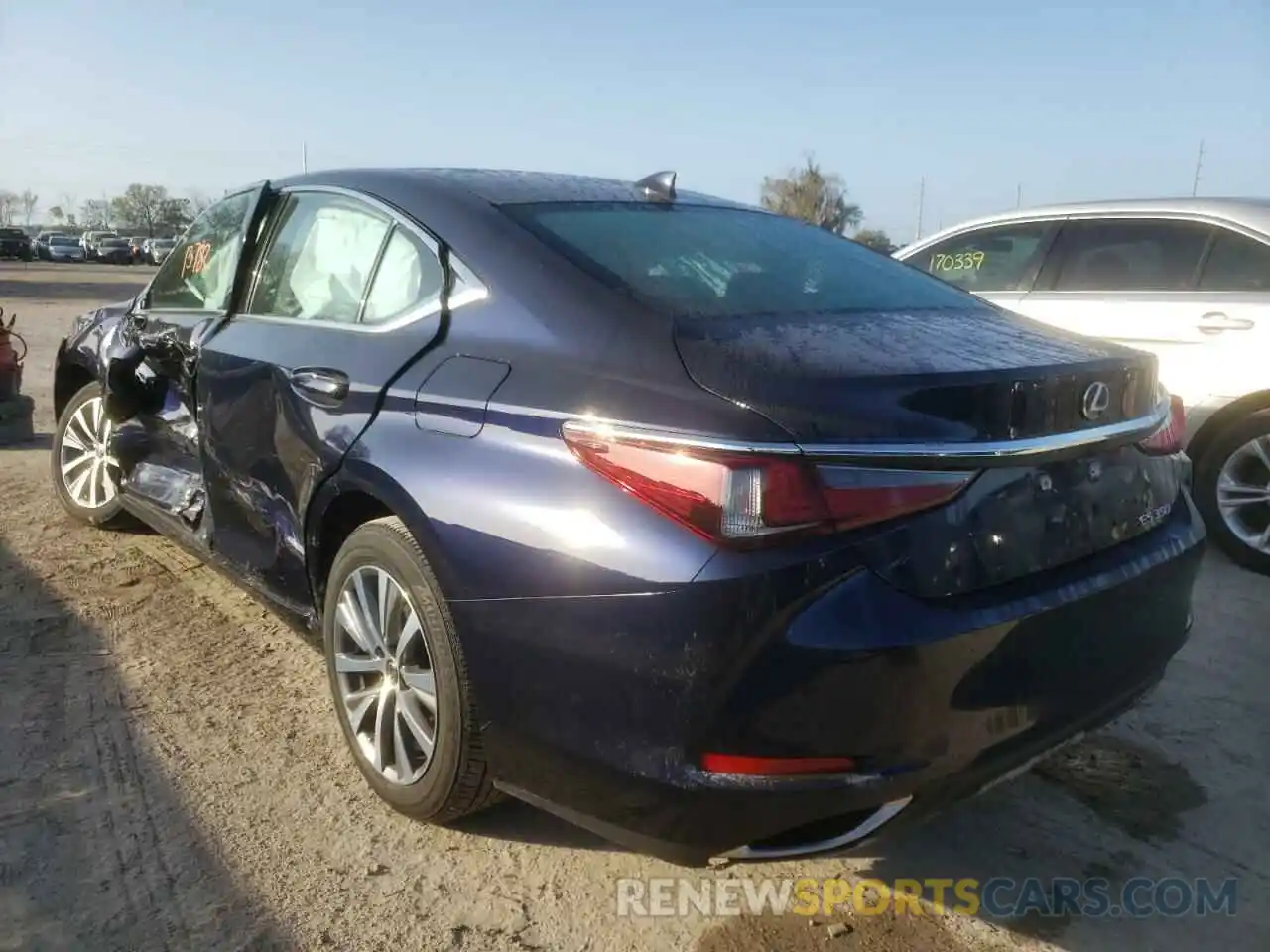 3 Photograph of a damaged car 58ACZ1B14MU086530 LEXUS ES350 2021