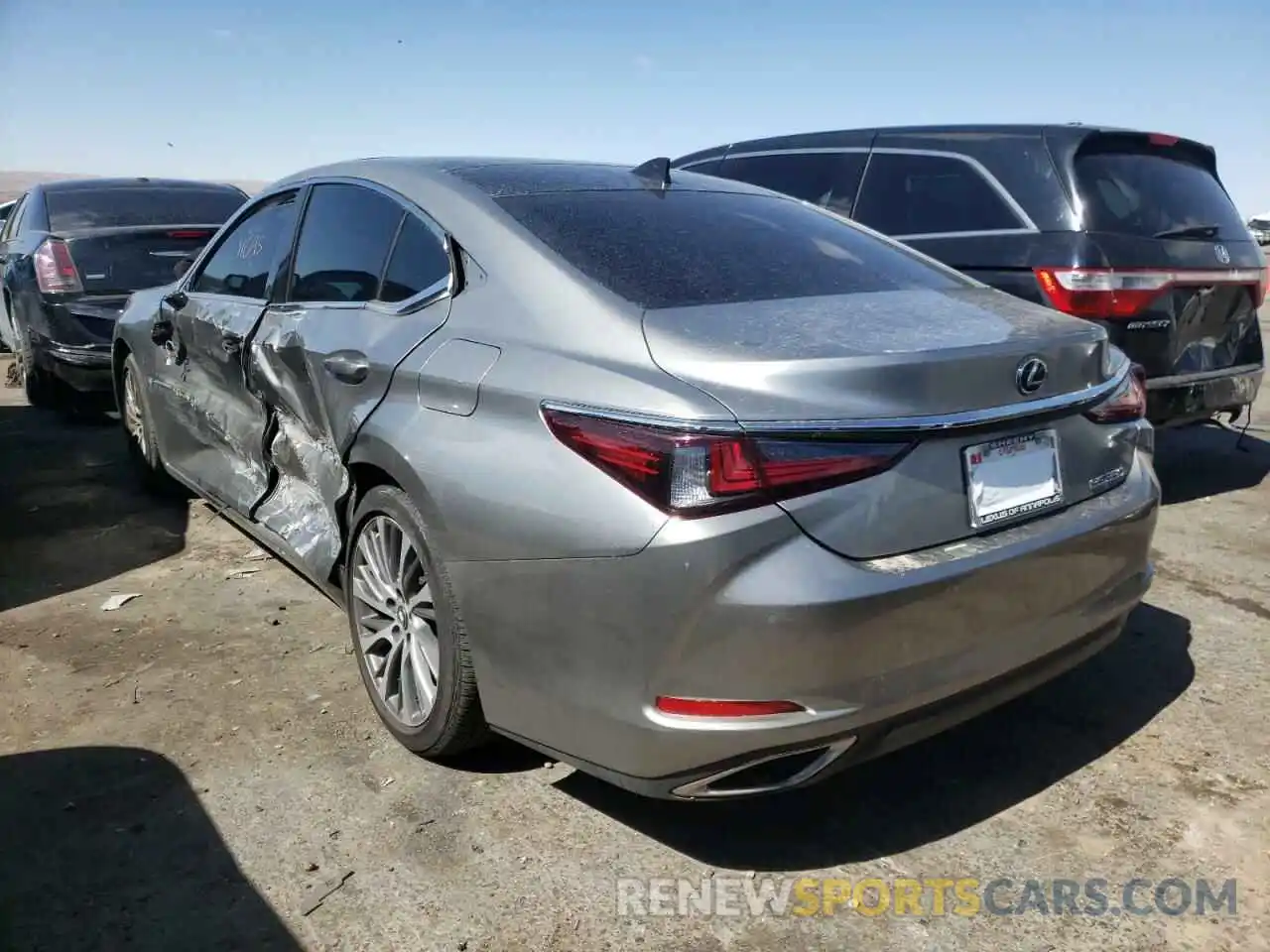 9 Photograph of a damaged car 58ADZ1B10MU088067 LEXUS ES350 2021