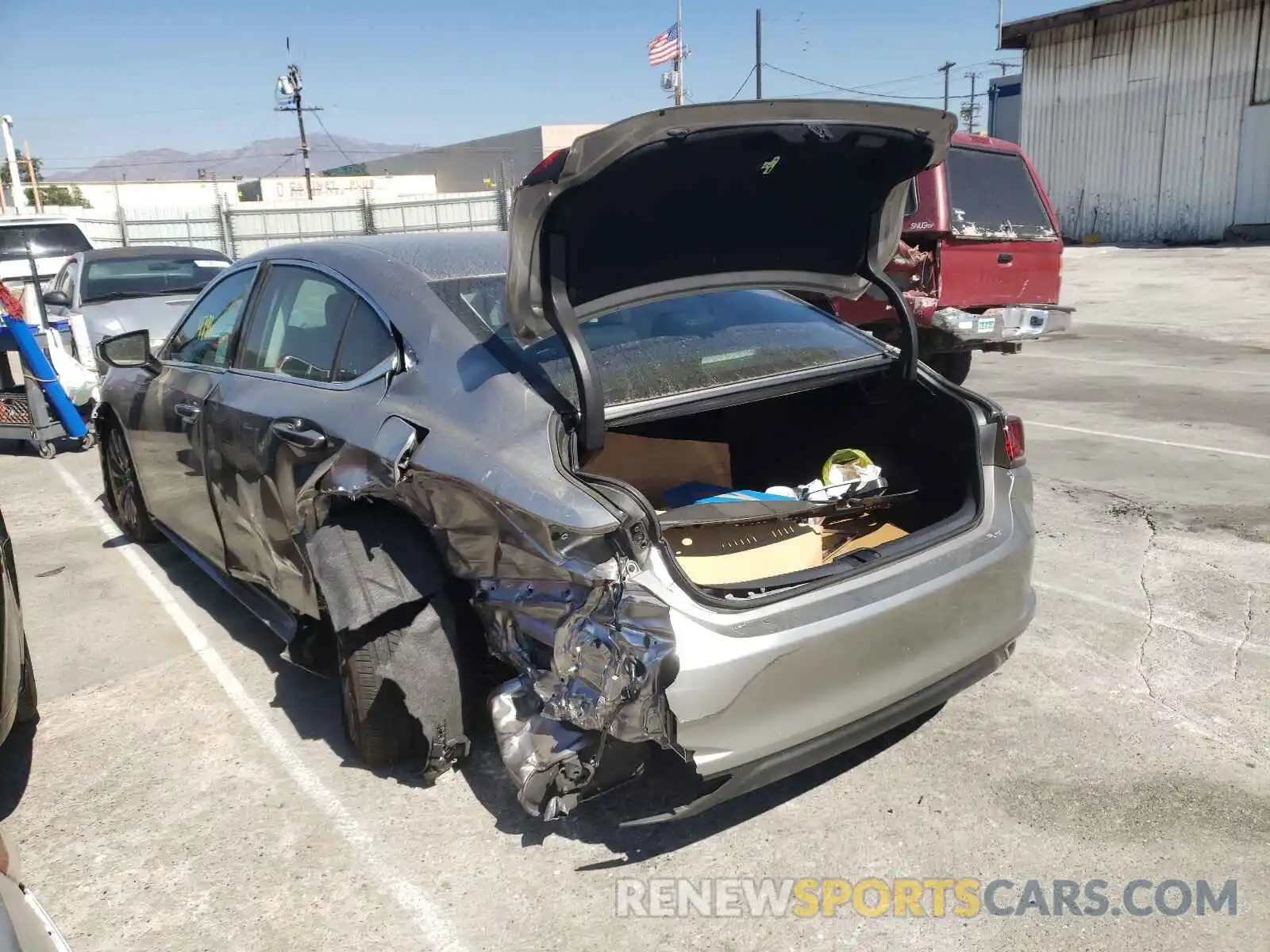 3 Photograph of a damaged car 58ADZ1B10MU088411 LEXUS ES350 2021