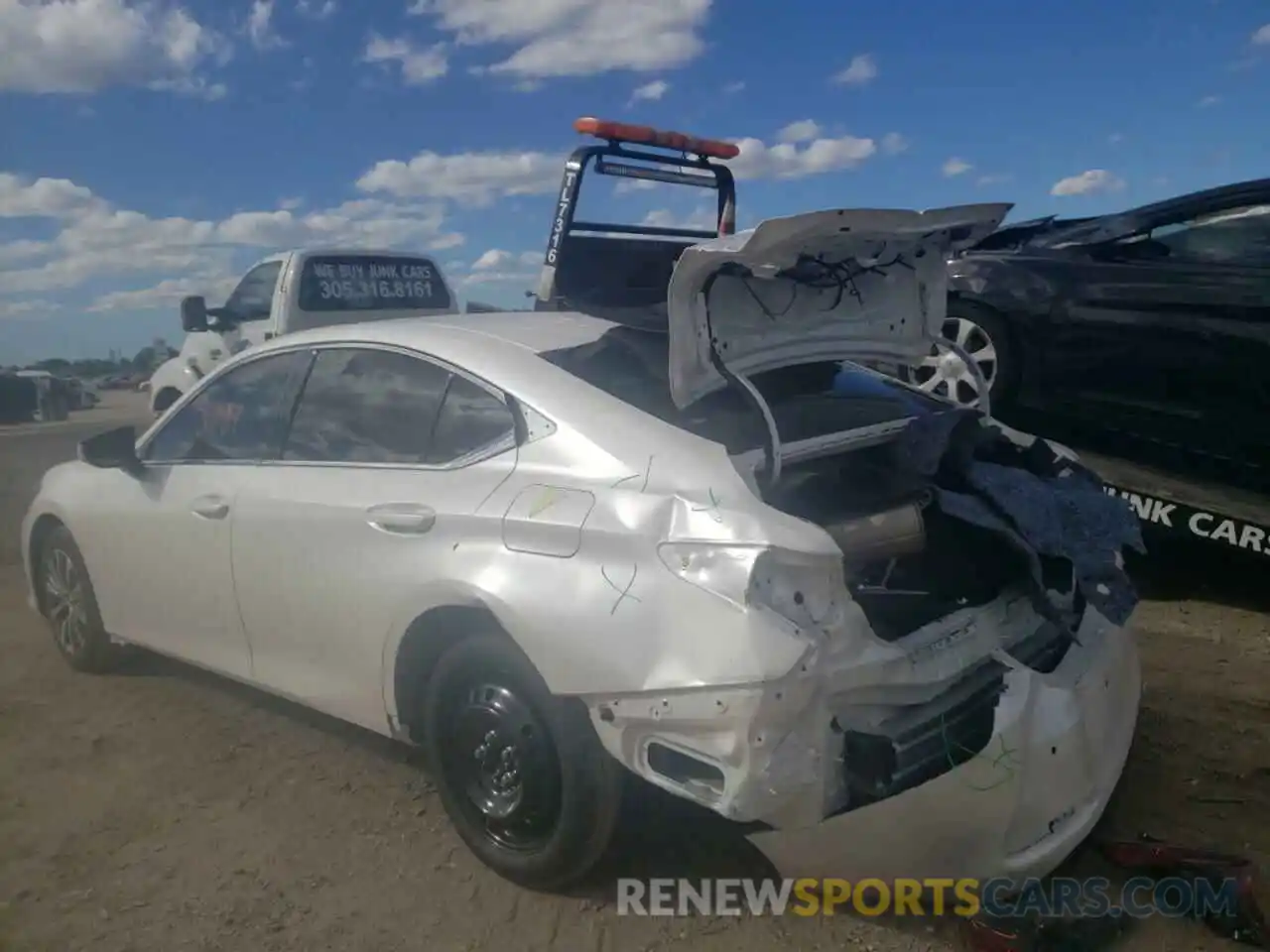 3 Photograph of a damaged car 58ADZ1B11MU094511 LEXUS ES350 2021