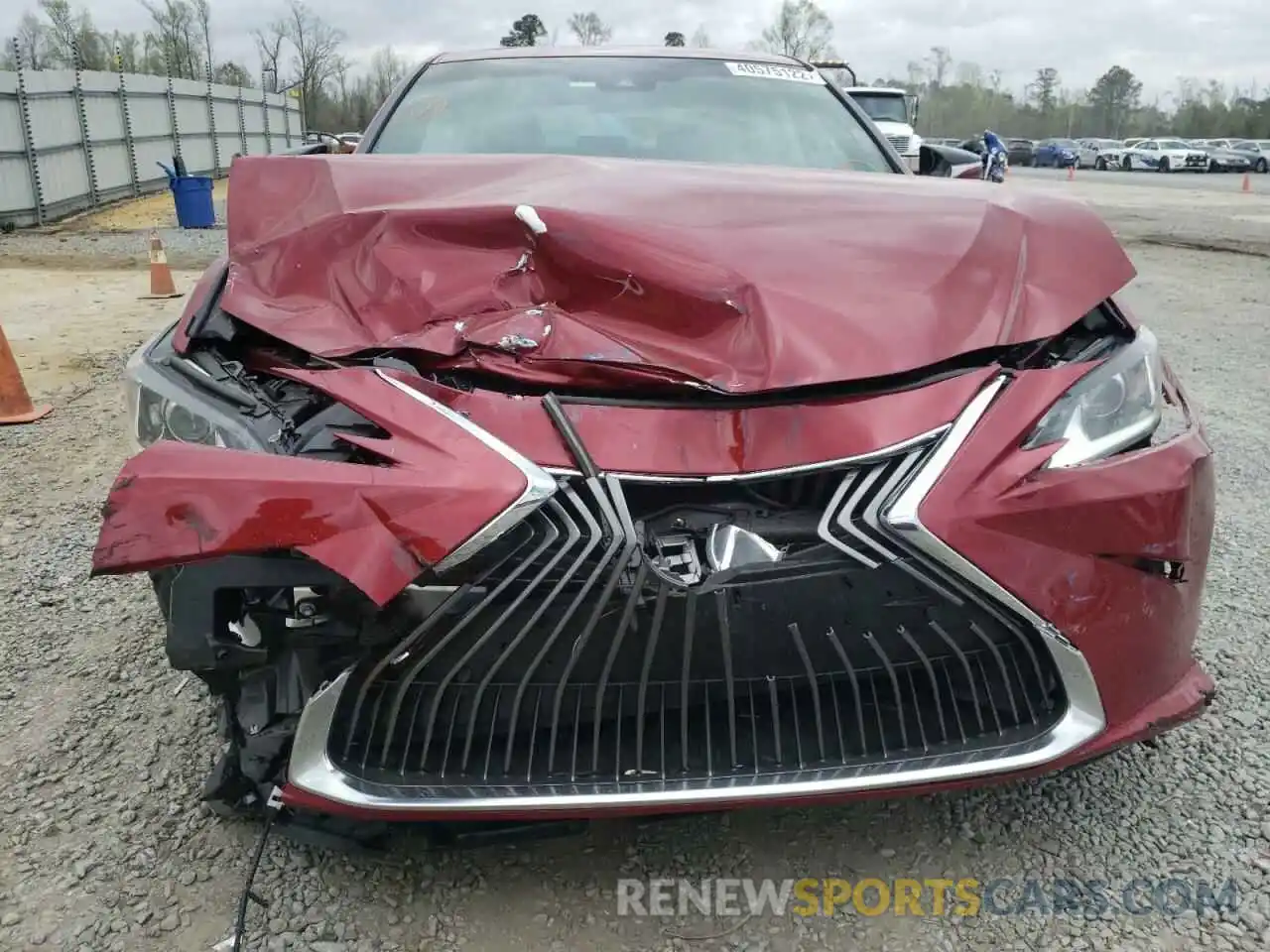 7 Photograph of a damaged car 58ADZ1B11MU102736 LEXUS ES350 2021