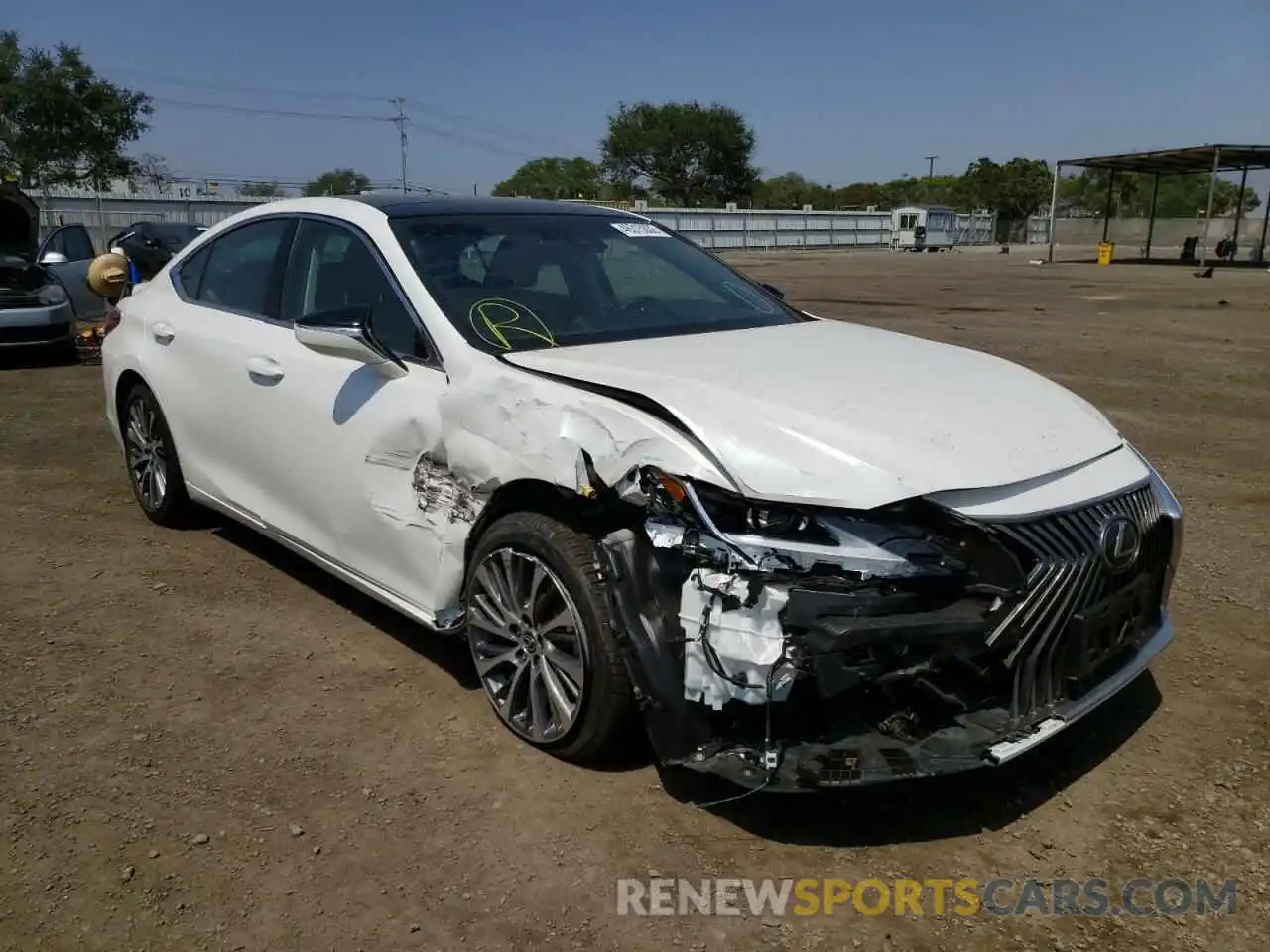 1 Photograph of a damaged car 58ADZ1B12MU085896 LEXUS ES350 2021