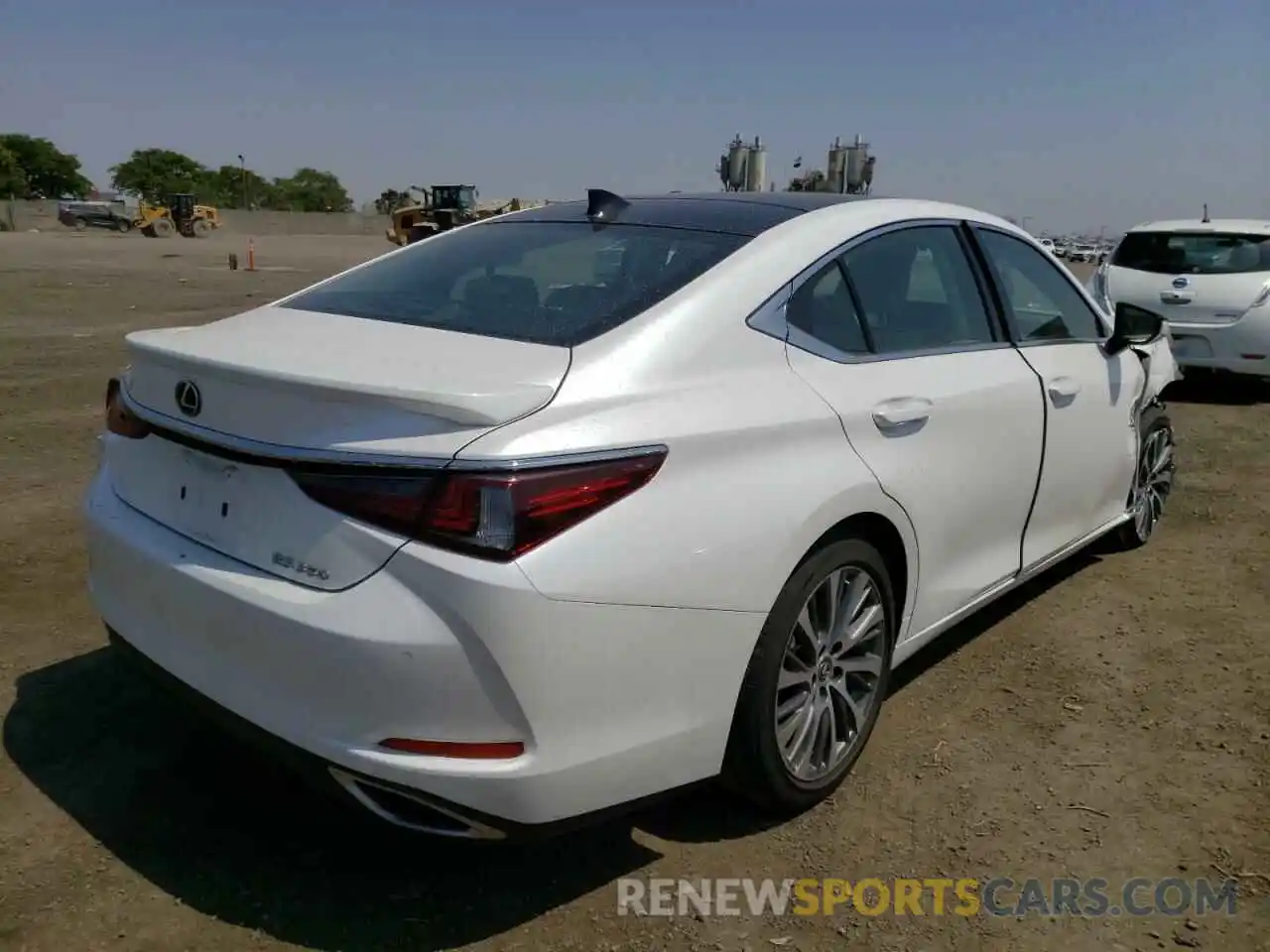 4 Photograph of a damaged car 58ADZ1B12MU085896 LEXUS ES350 2021