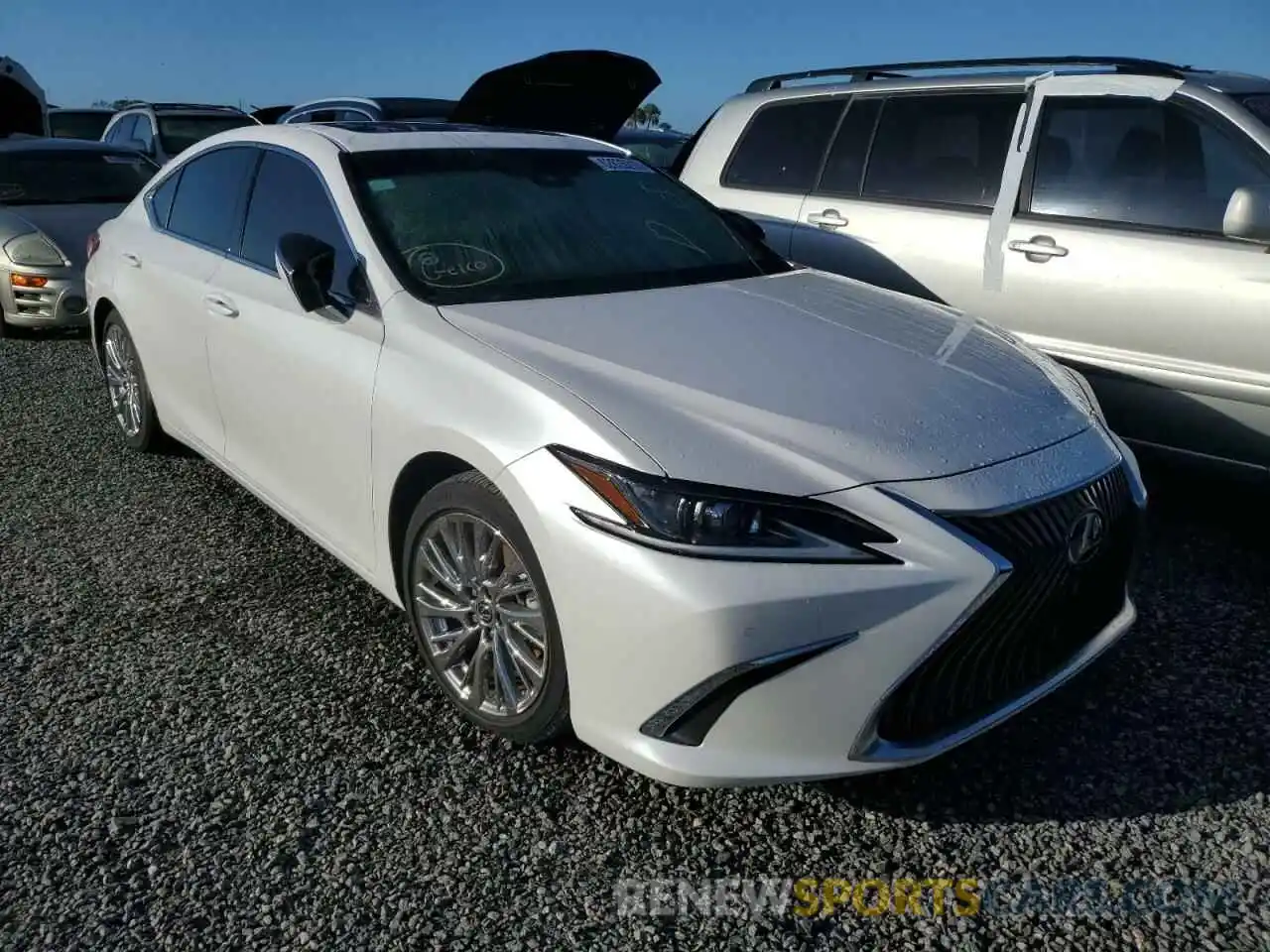 1 Photograph of a damaged car 58ADZ1B12MU106231 LEXUS ES350 2021