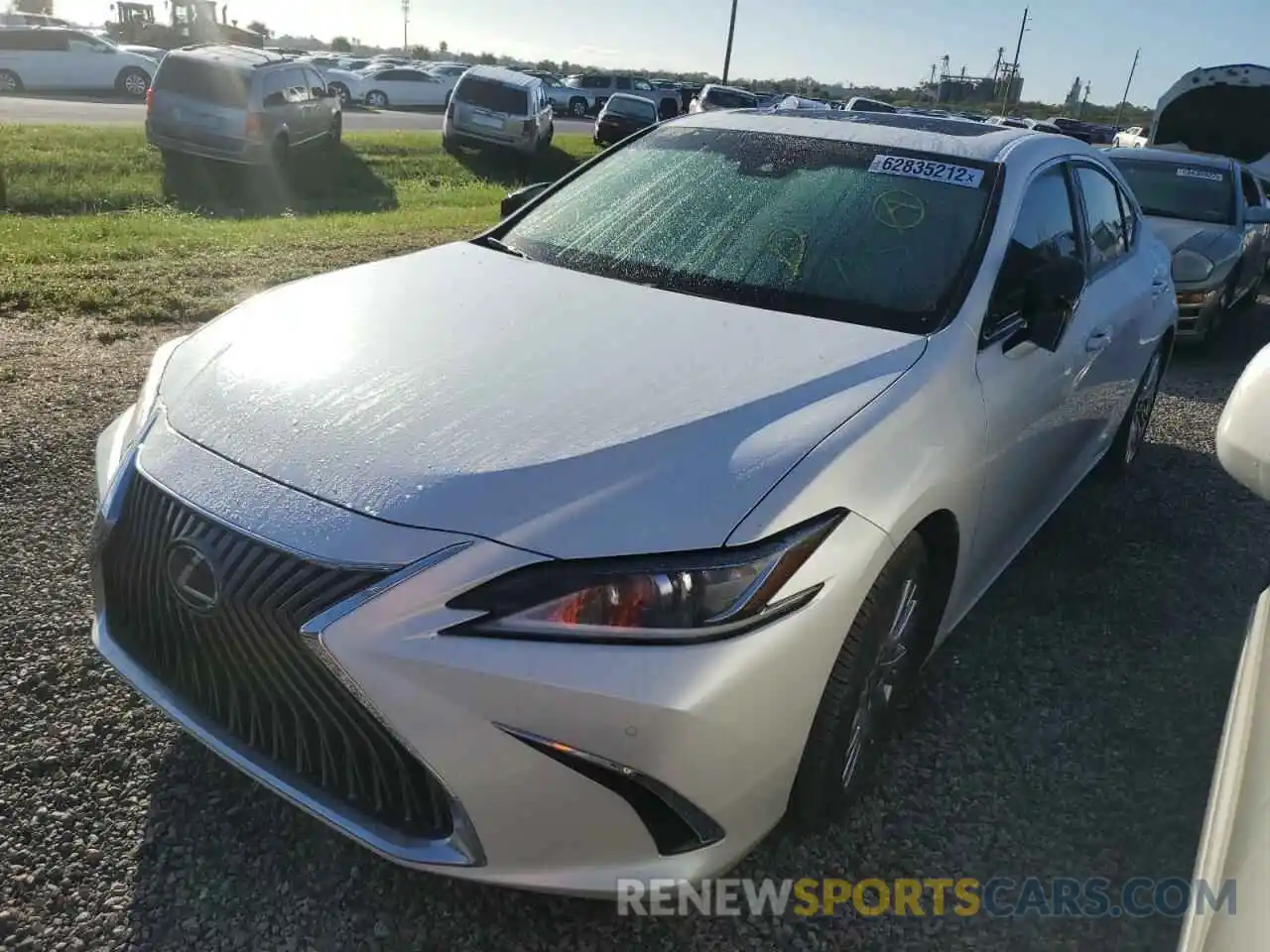 2 Photograph of a damaged car 58ADZ1B12MU106231 LEXUS ES350 2021