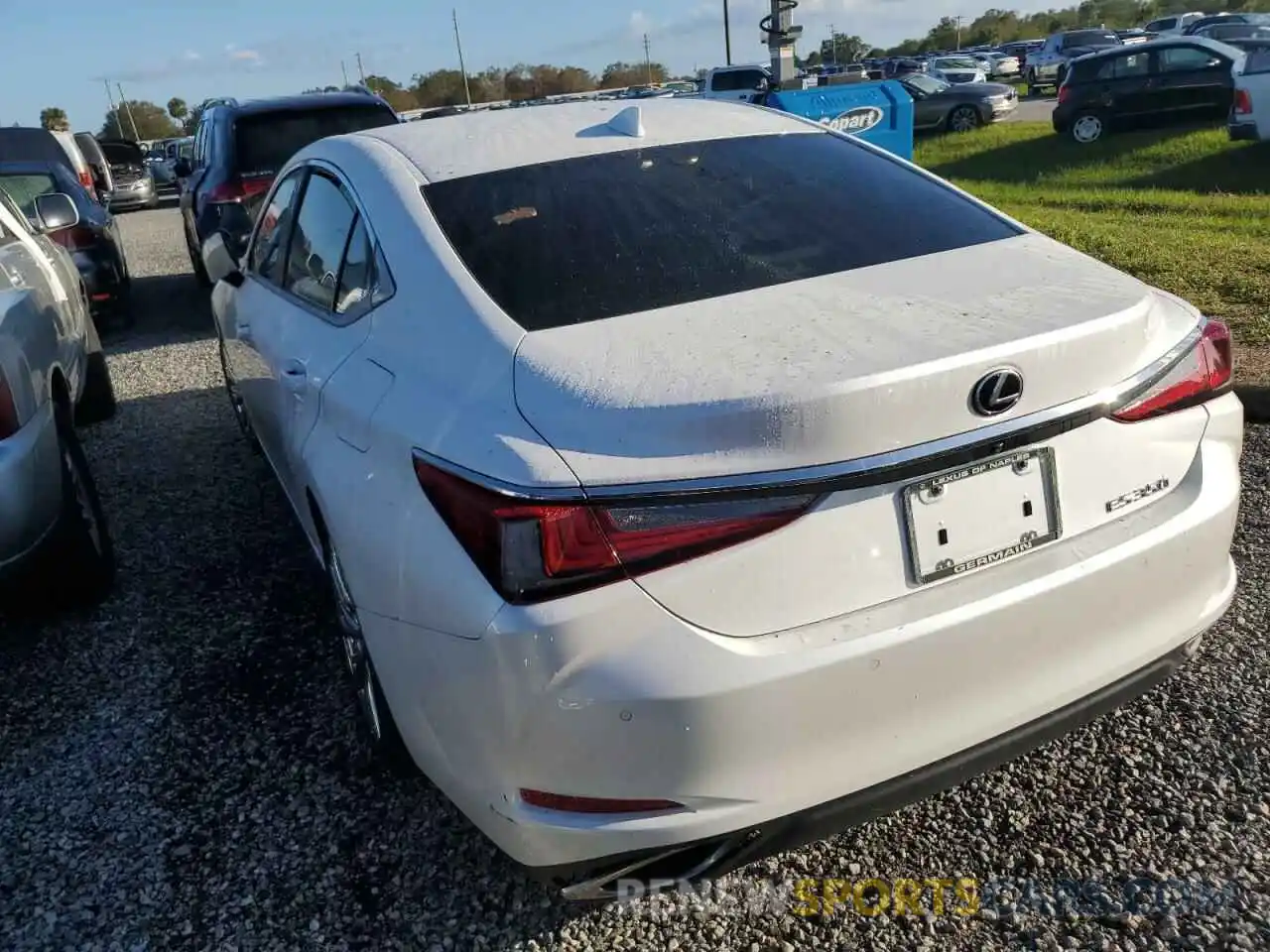 3 Photograph of a damaged car 58ADZ1B12MU106231 LEXUS ES350 2021