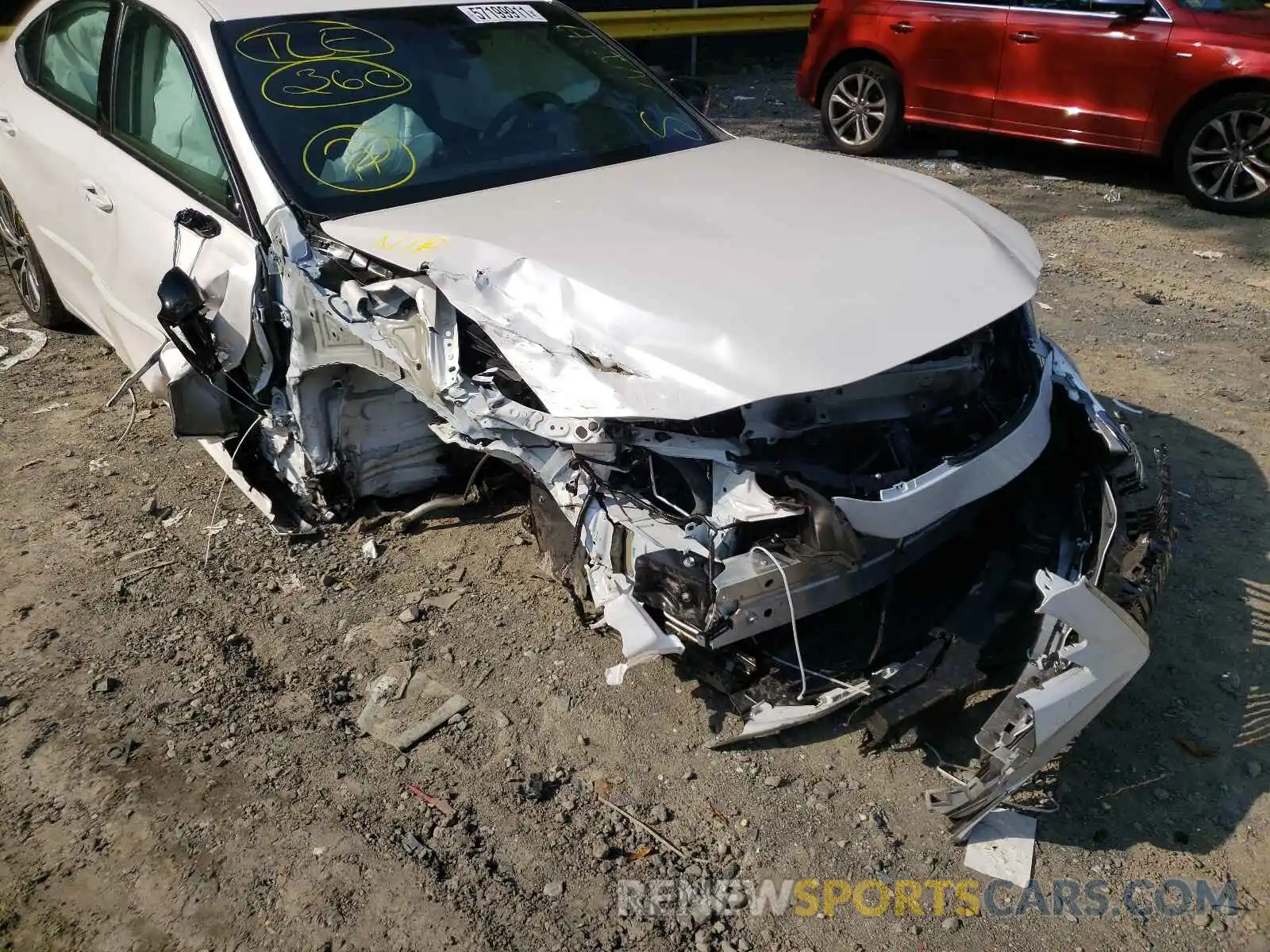 9 Photograph of a damaged car 58ADZ1B13MU091397 LEXUS ES350 2021