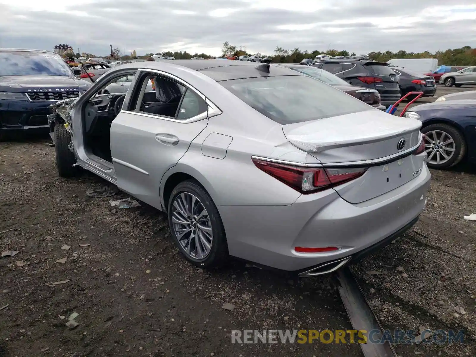 3 Photograph of a damaged car 58ADZ1B13MU101362 LEXUS ES350 2021