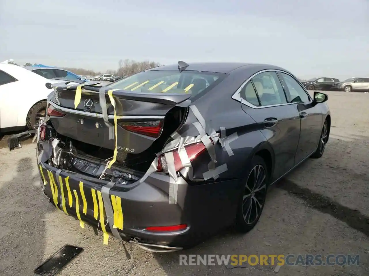 4 Photograph of a damaged car 58ADZ1B14MU092896 LEXUS ES350 2021