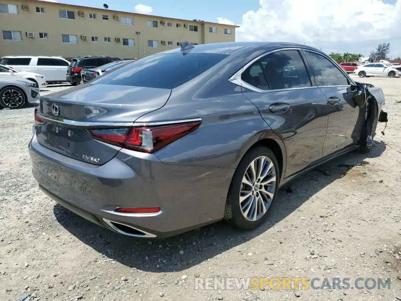 4 Photograph of a damaged car 58ADZ1B14MU100026 LEXUS ES350 2021