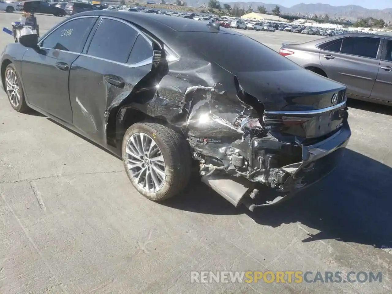 9 Photograph of a damaged car 58ADZ1B15MU103517 LEXUS ES350 2021