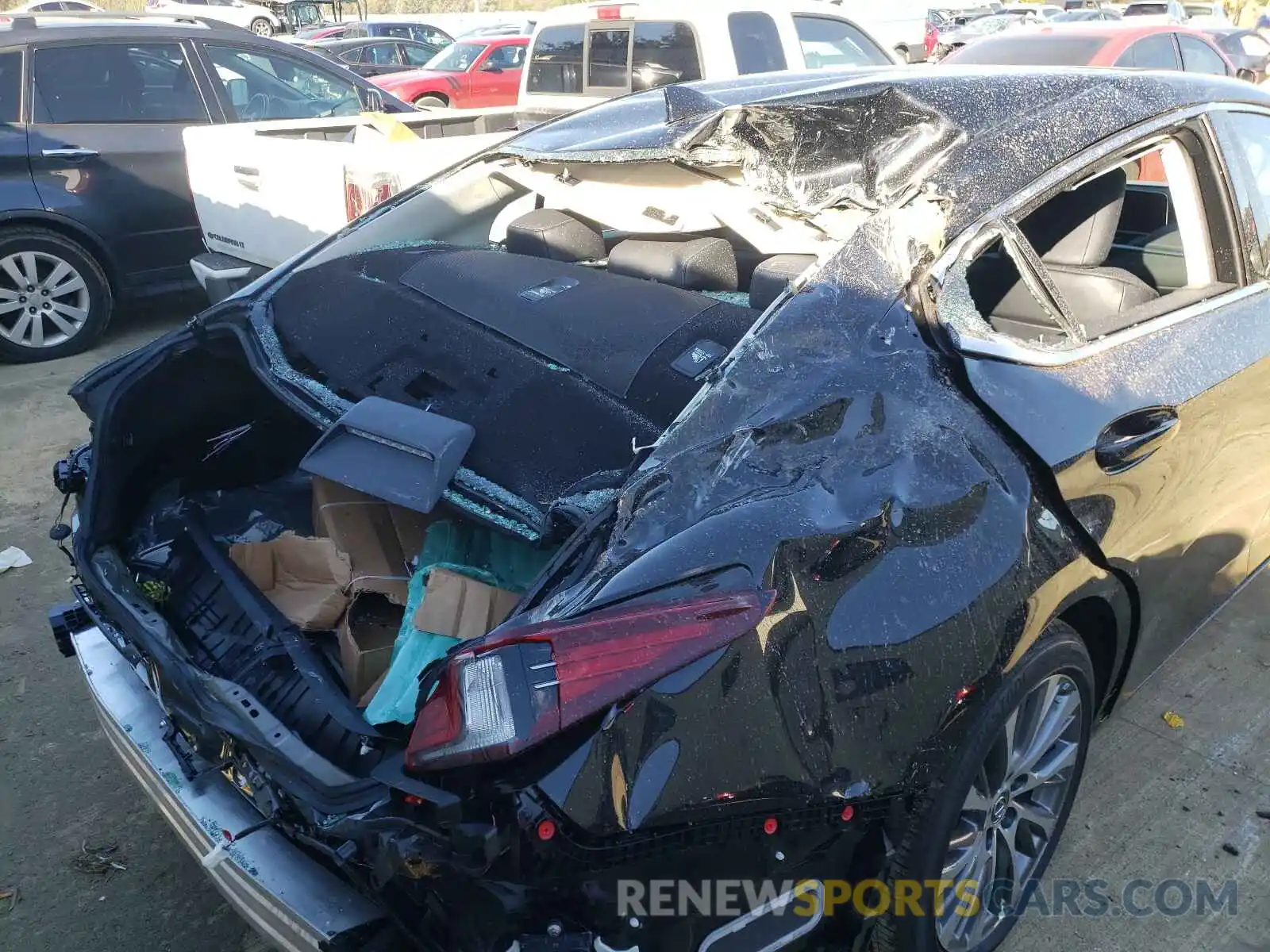 9 Photograph of a damaged car 58ADZ1B15MU104179 LEXUS ES350 2021