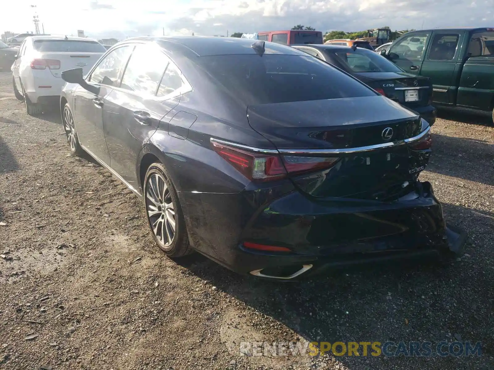 3 Photograph of a damaged car 58ADZ1B16MU096089 LEXUS ES350 2021