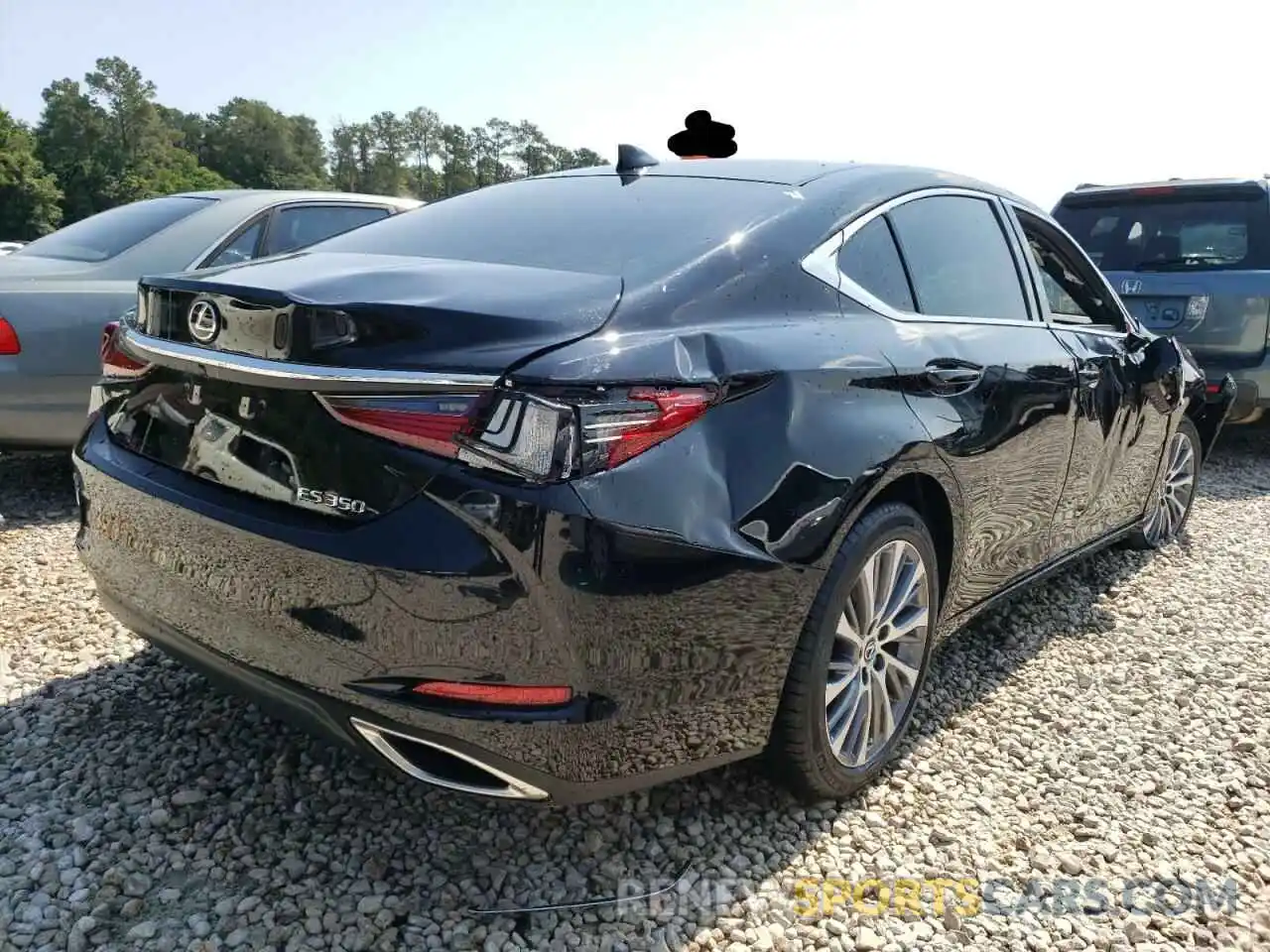 4 Photograph of a damaged car 58ADZ1B16MU098716 LEXUS ES350 2021