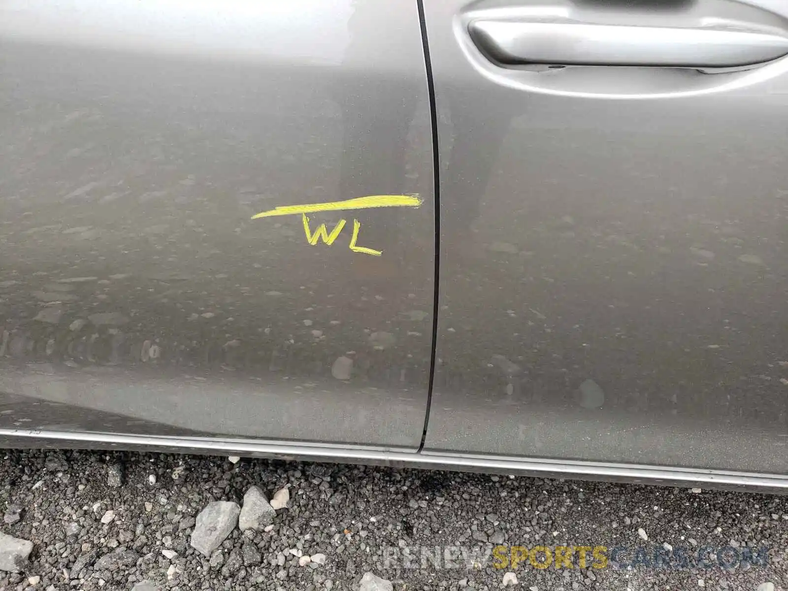 9 Photograph of a damaged car 58ADZ1B17MU107004 LEXUS ES350 2021