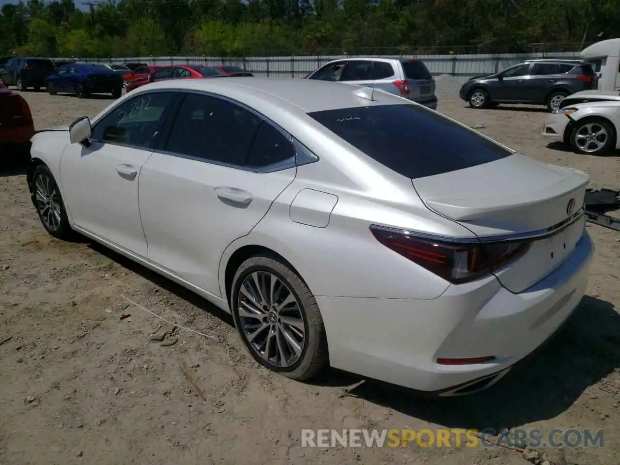 3 Фотография поврежденного автомобиля 58ADZ1B18MU084591 LEXUS ES350 2021