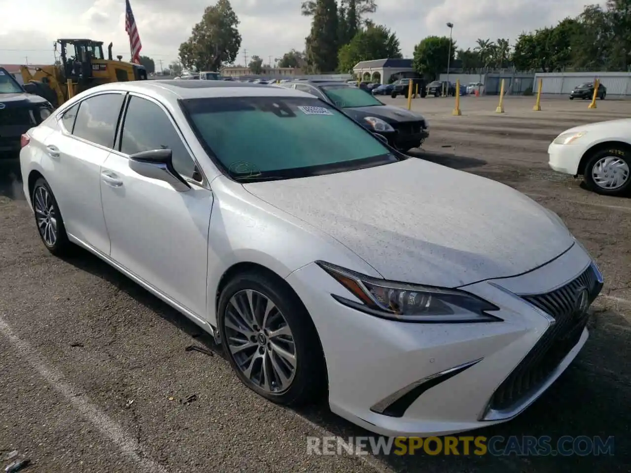 1 Photograph of a damaged car 58ADZ1B18MU098443 LEXUS ES350 2021